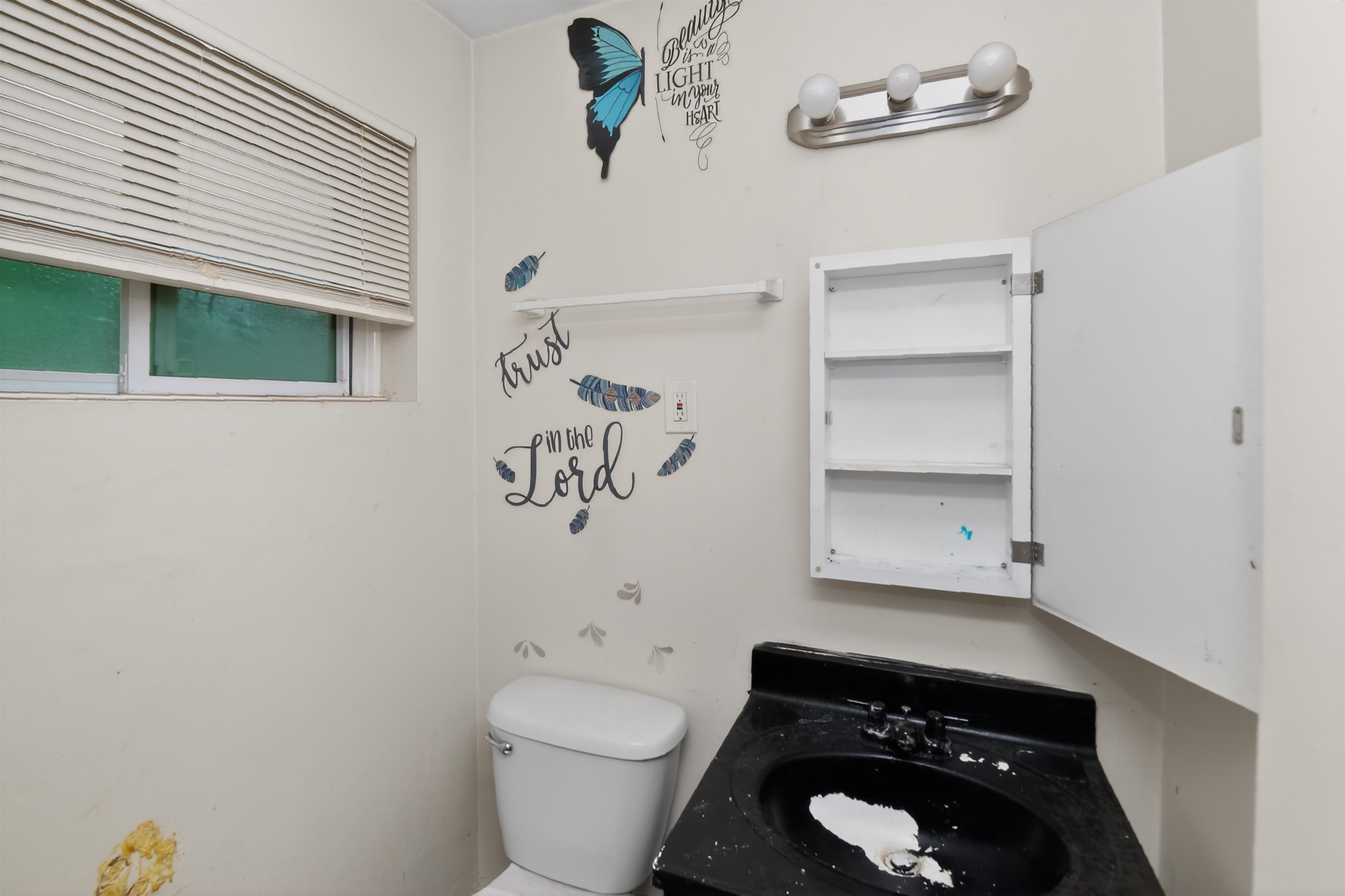 1745 Claire Ave Property Photo 18