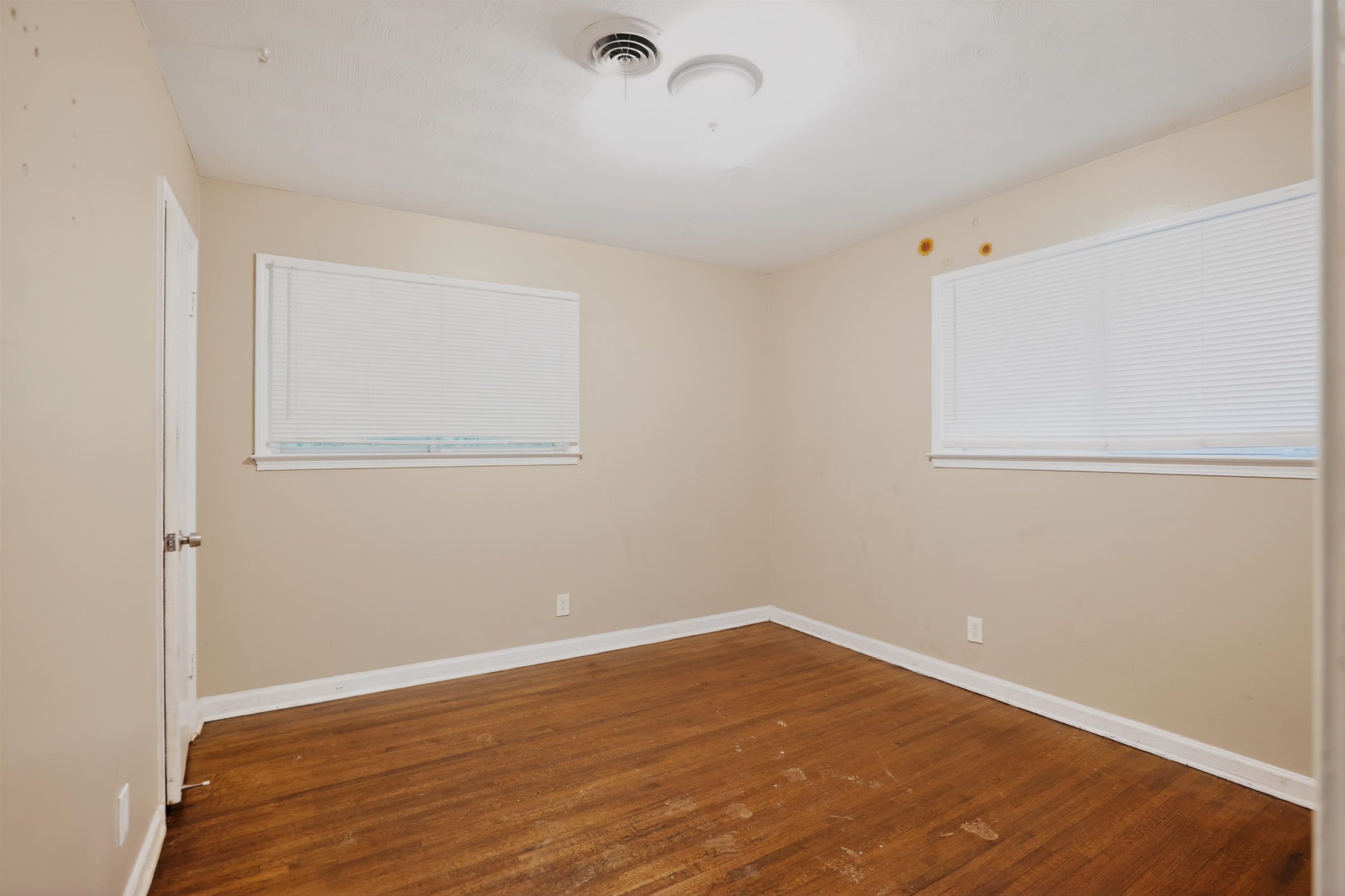1890 Pennel Rd Property Photo 15