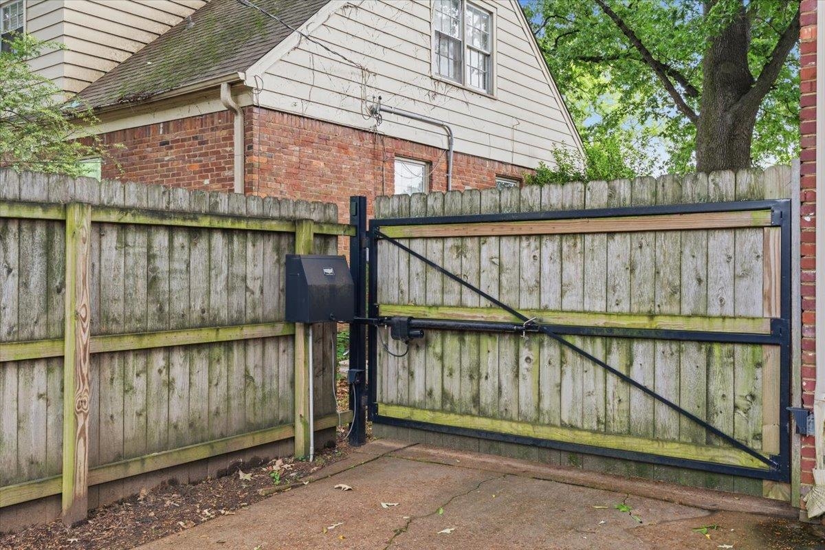 4816 Welchshire Dr Property Photo 23