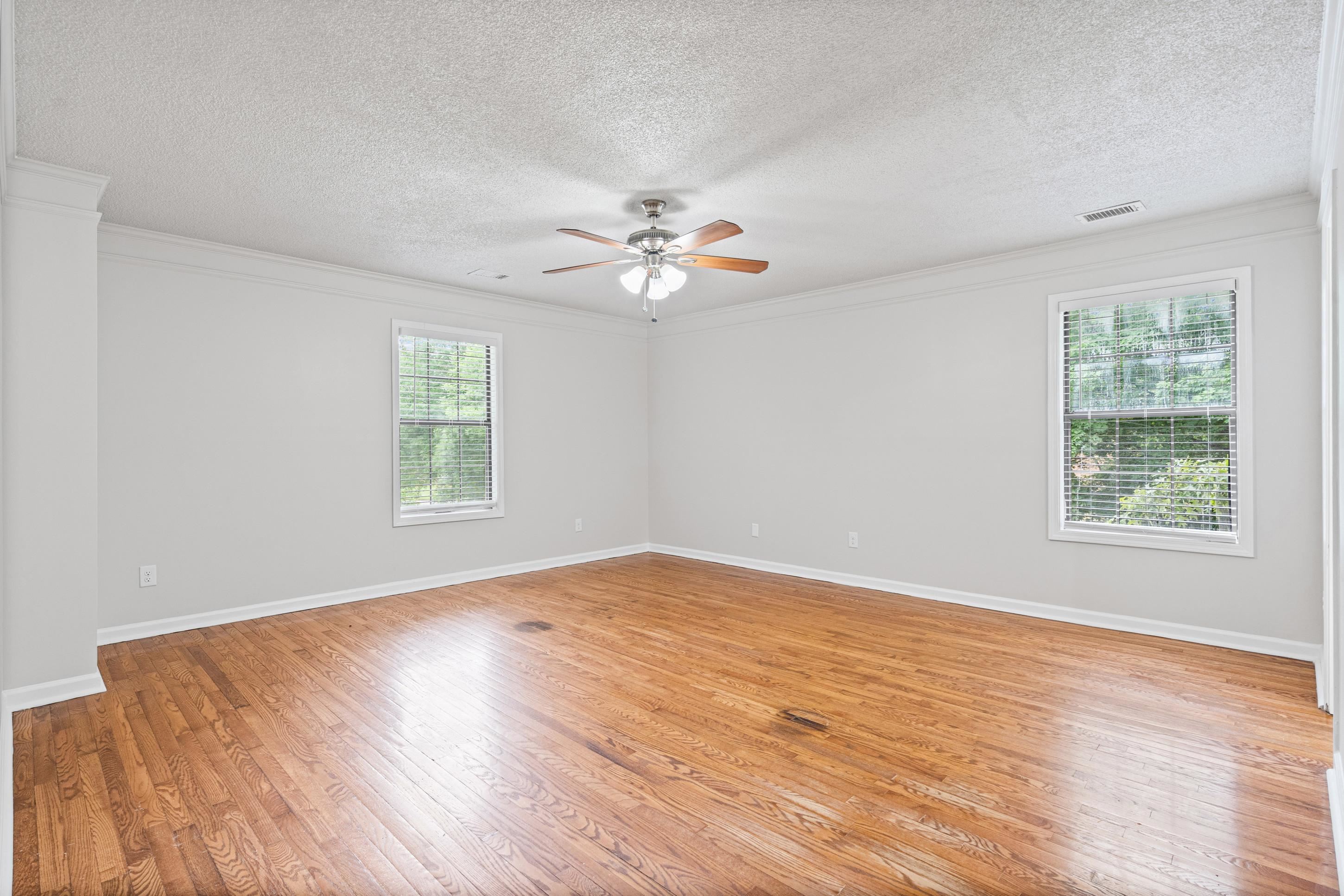 1417 Hawkcrest Cv N Property Photo 10