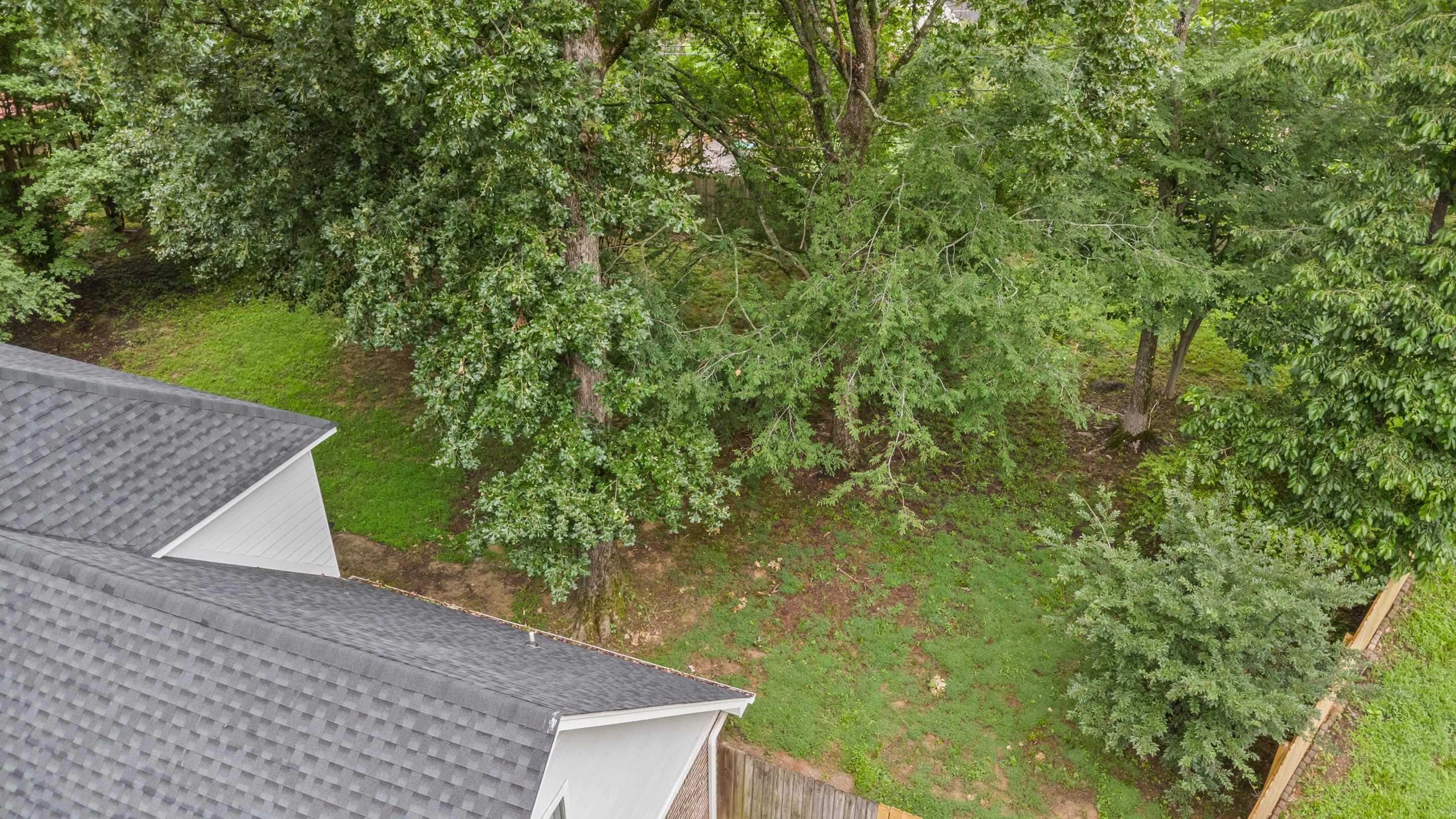 1417 Hawkcrest Cv N Property Photo 26