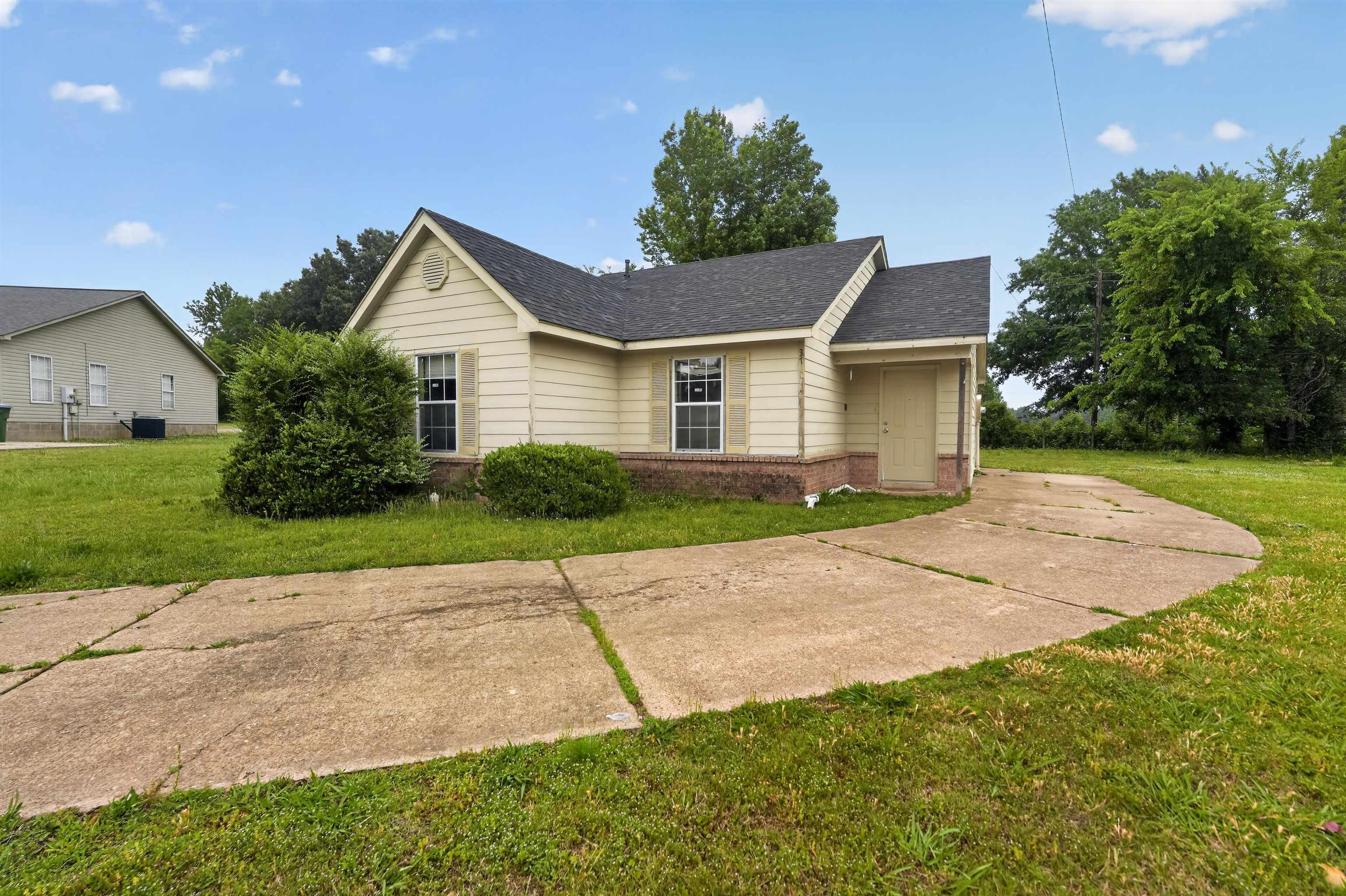 37 New Haven Cv Property Photo 2