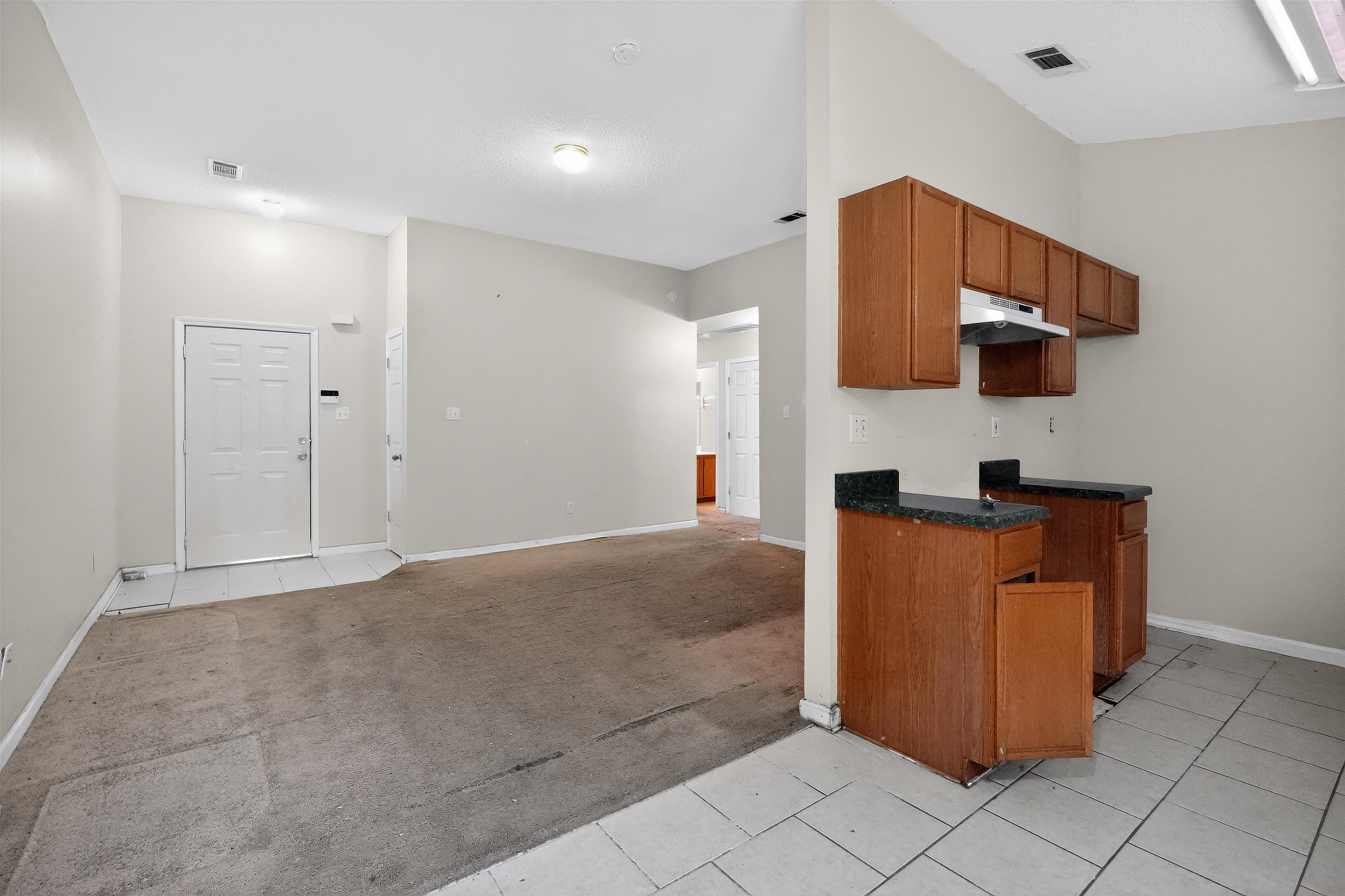 37 New Haven Cv Property Photo 11