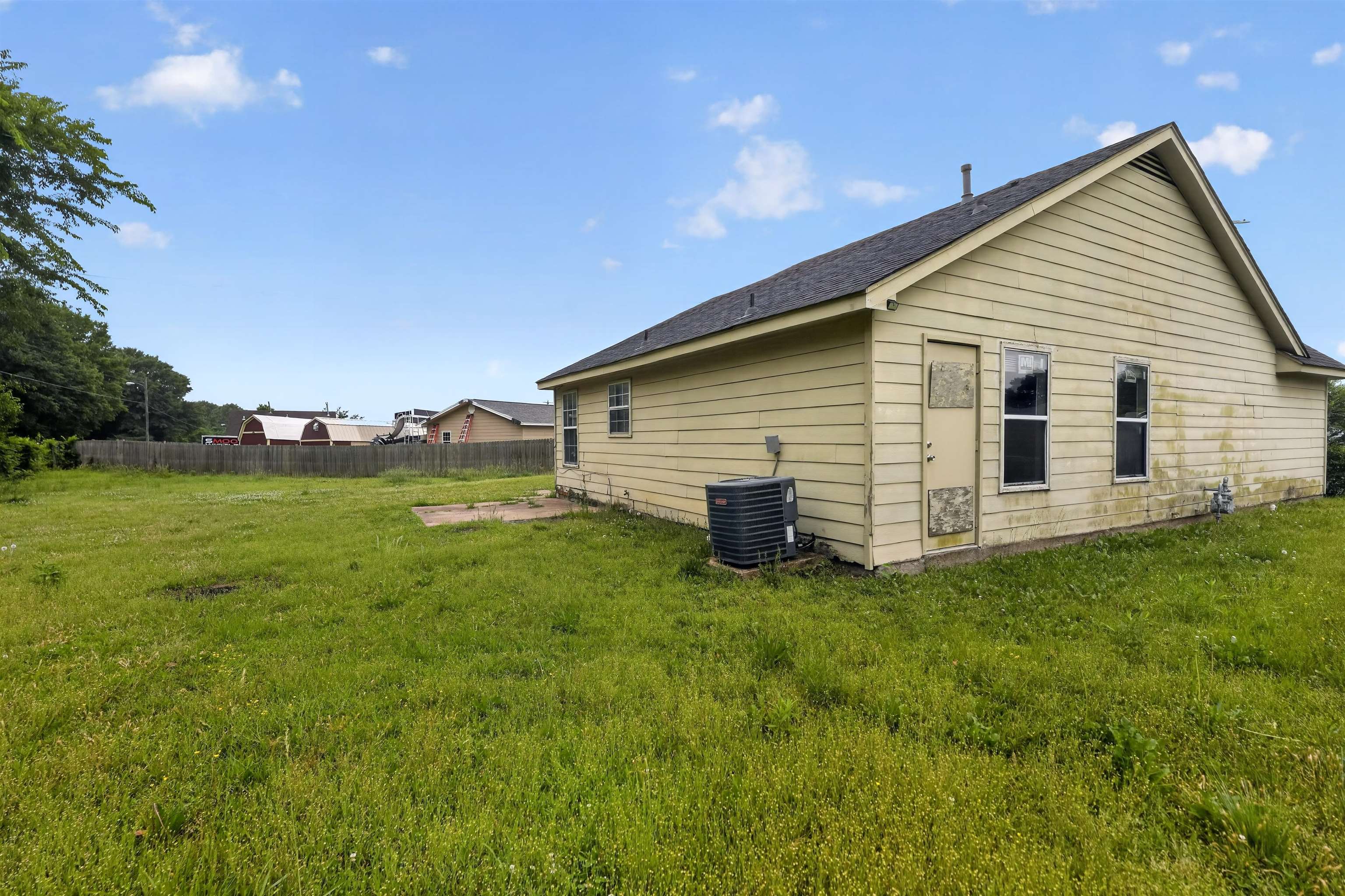 37 New Haven Cv Property Photo 24