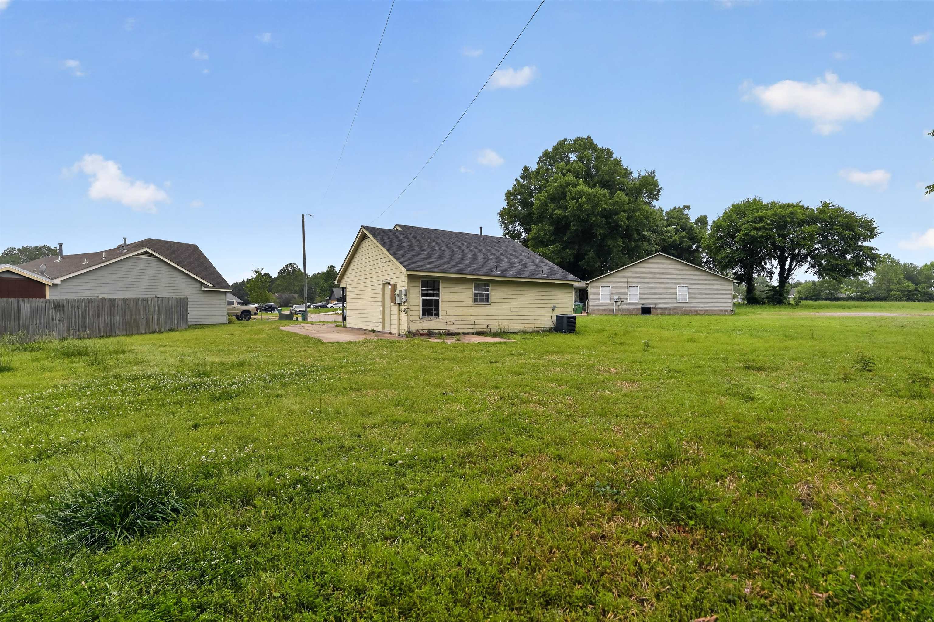 37 New Haven Cv Property Photo 25