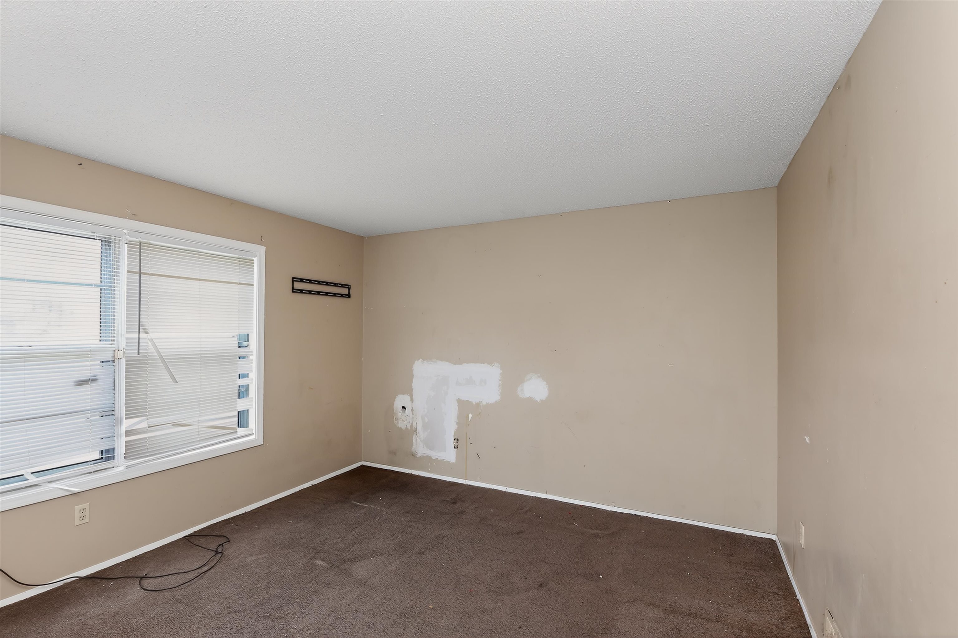 645 Parkrose Rd Property Photo 12