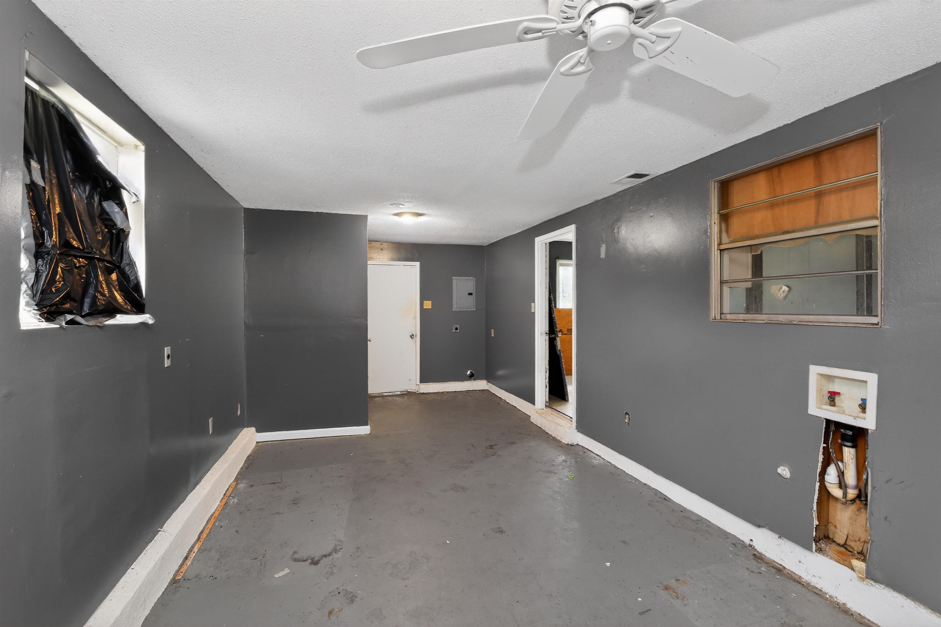 645 Parkrose Rd Property Photo 13