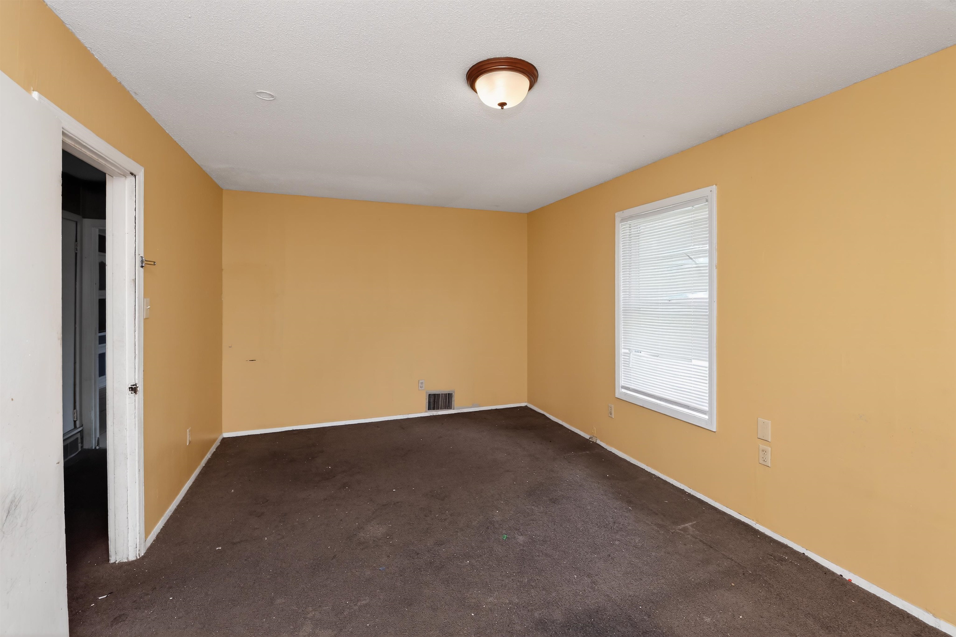 645 Parkrose Rd Property Photo 16
