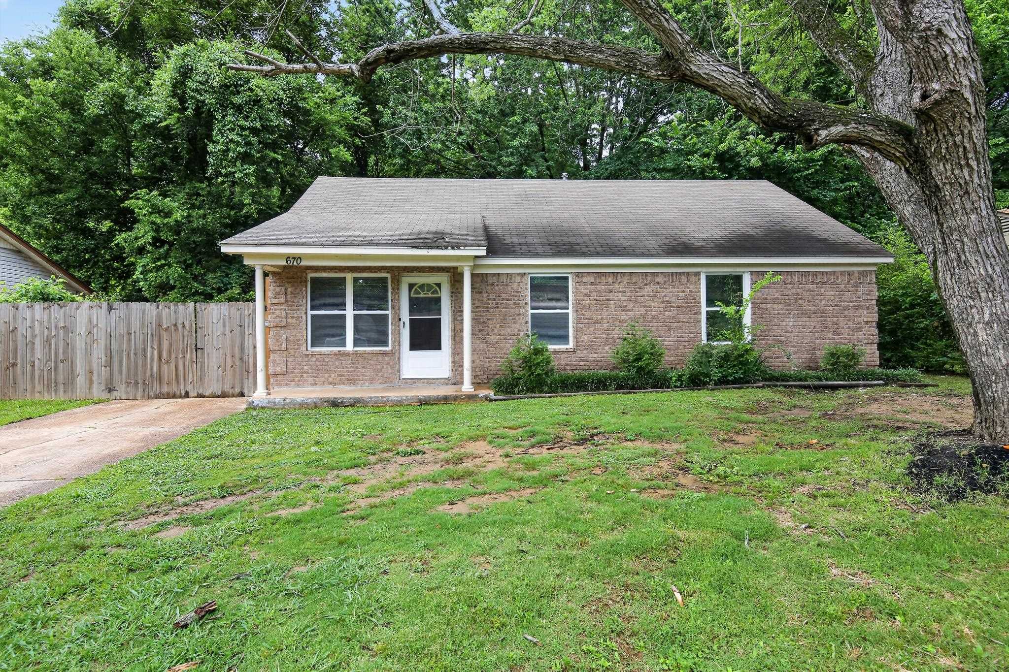 670 Whiterock Ave Property Photo 4