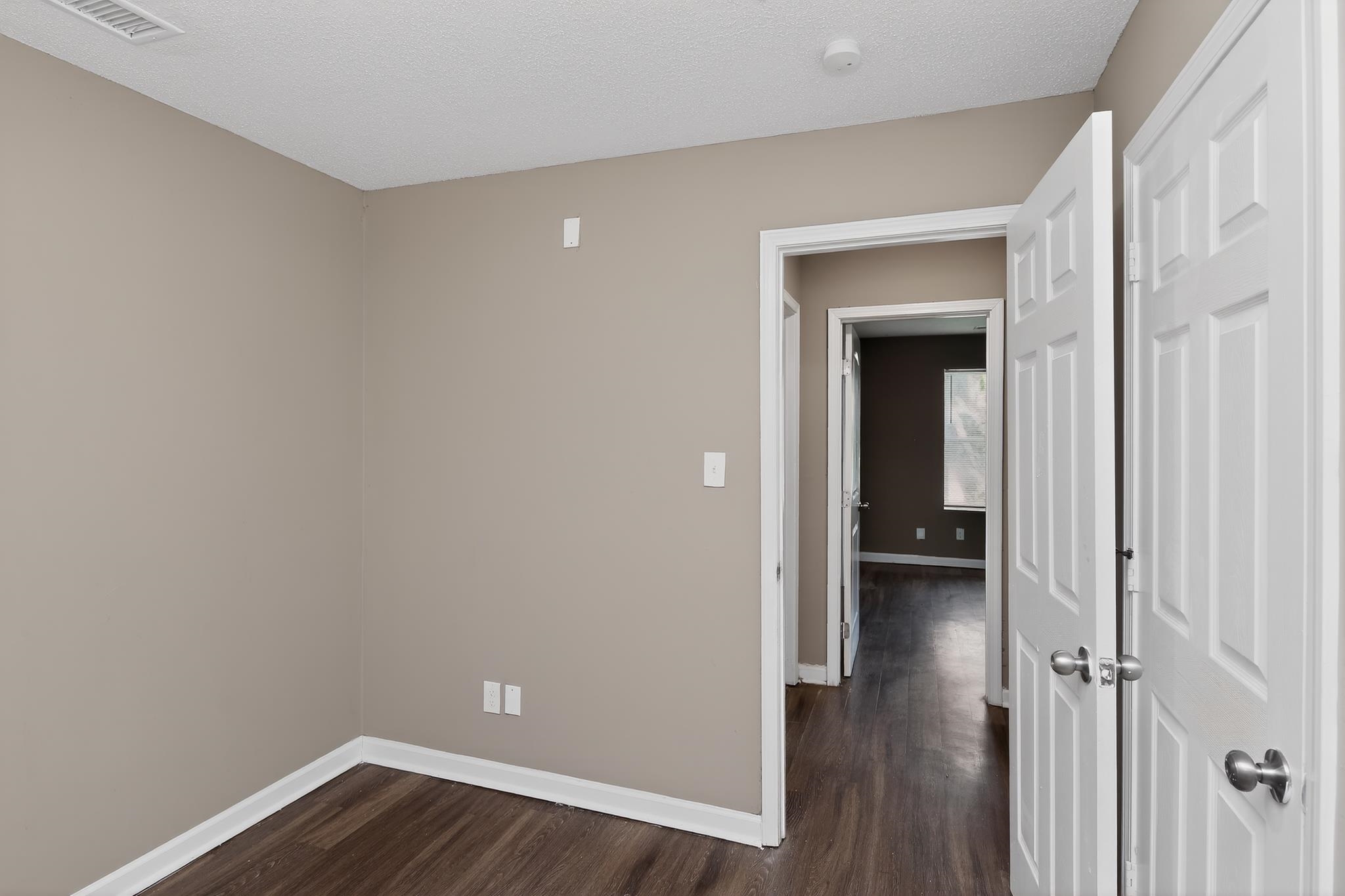 670 Whiterock Ave Property Photo 13