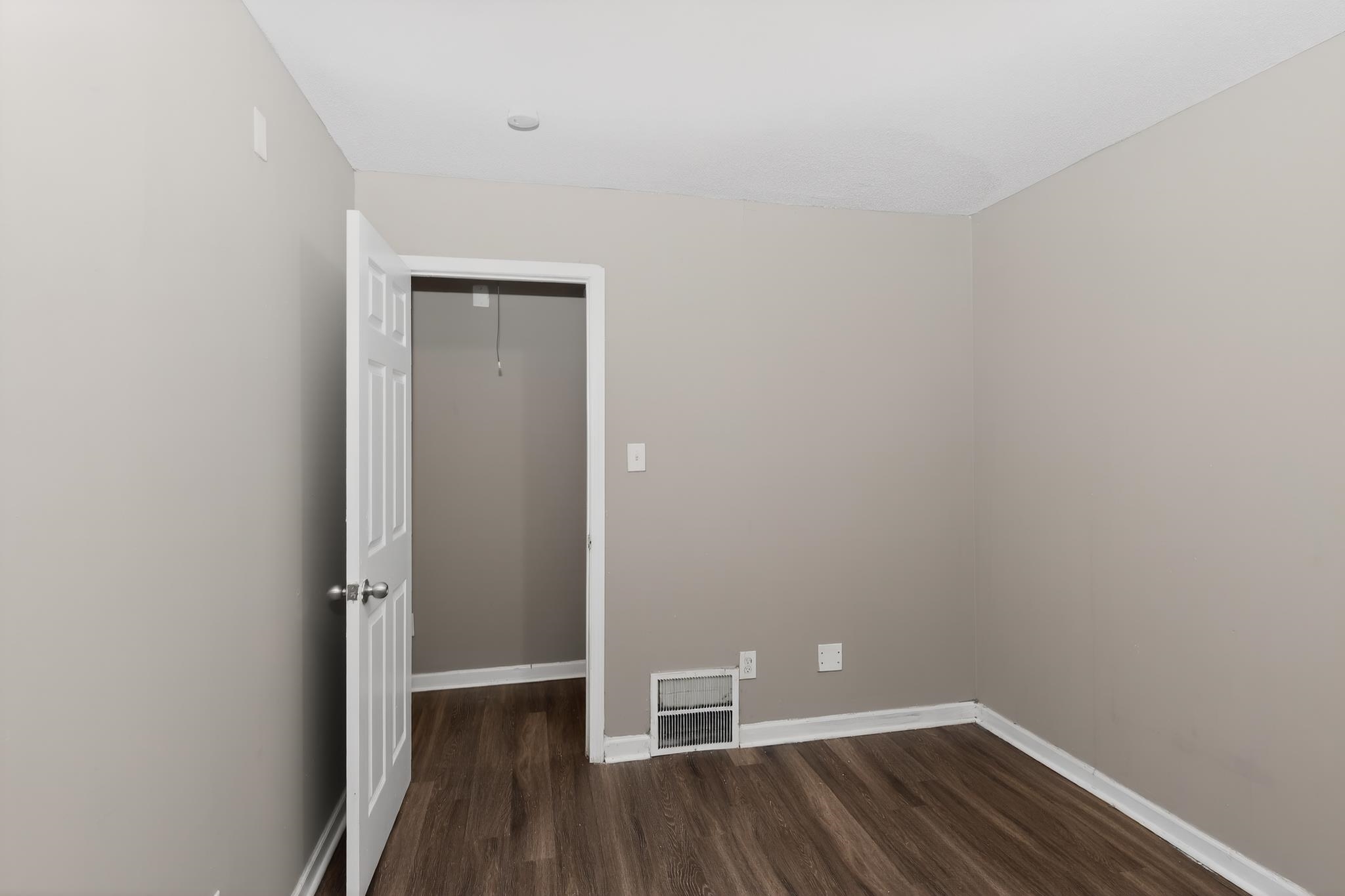 670 Whiterock Ave Property Photo 26