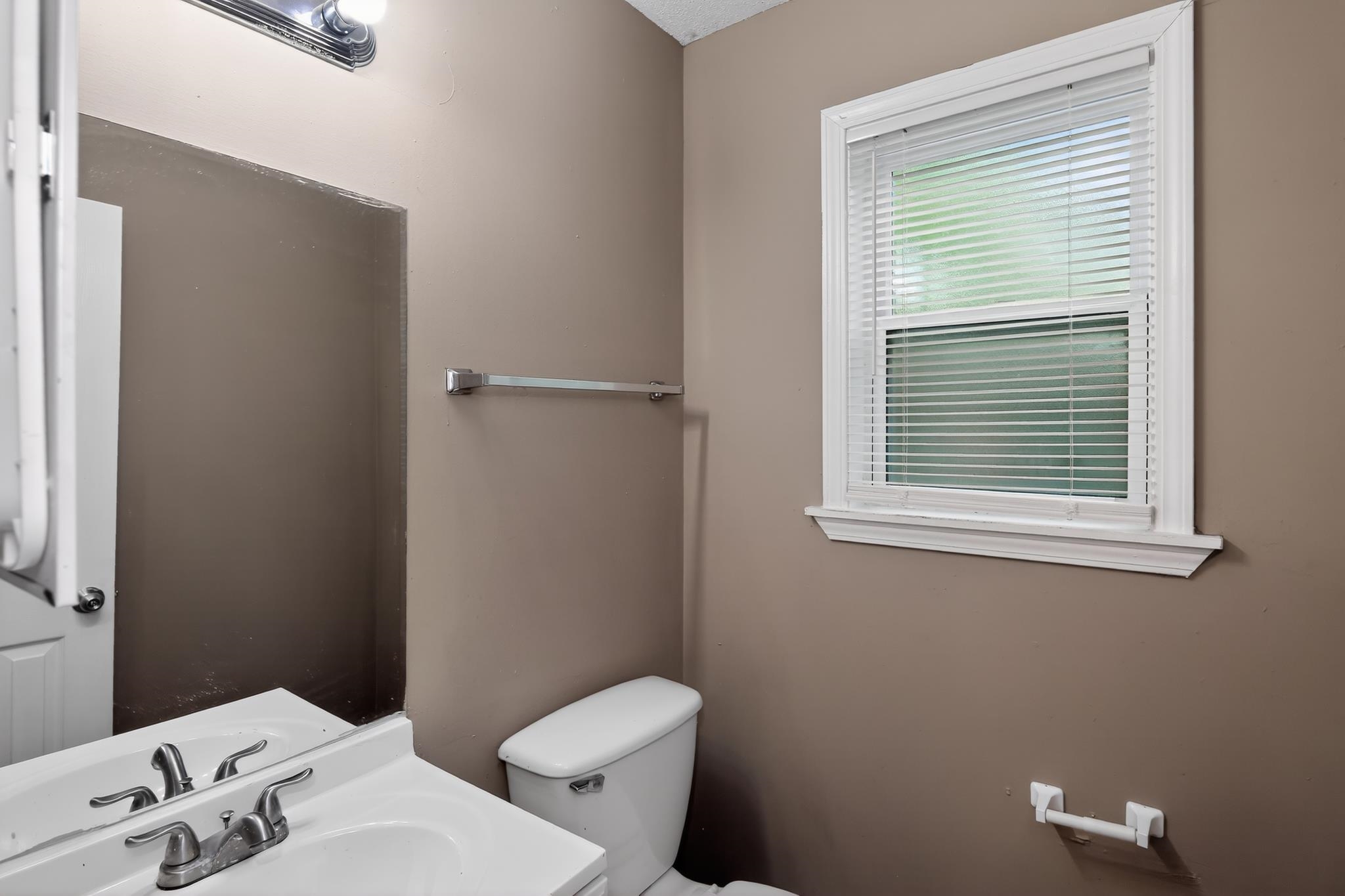 670 Whiterock Ave Property Photo 31