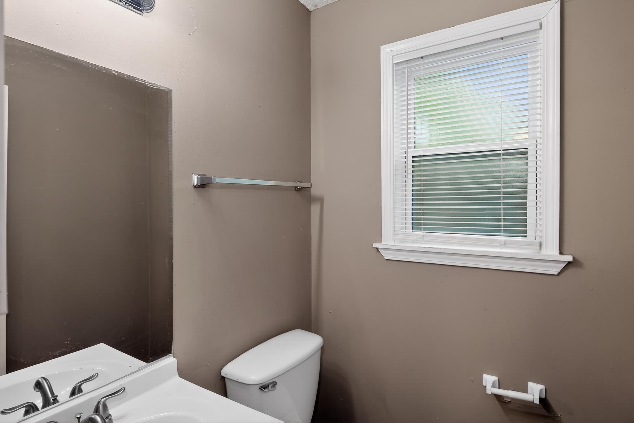 670 Whiterock Ave Property Photo 33
