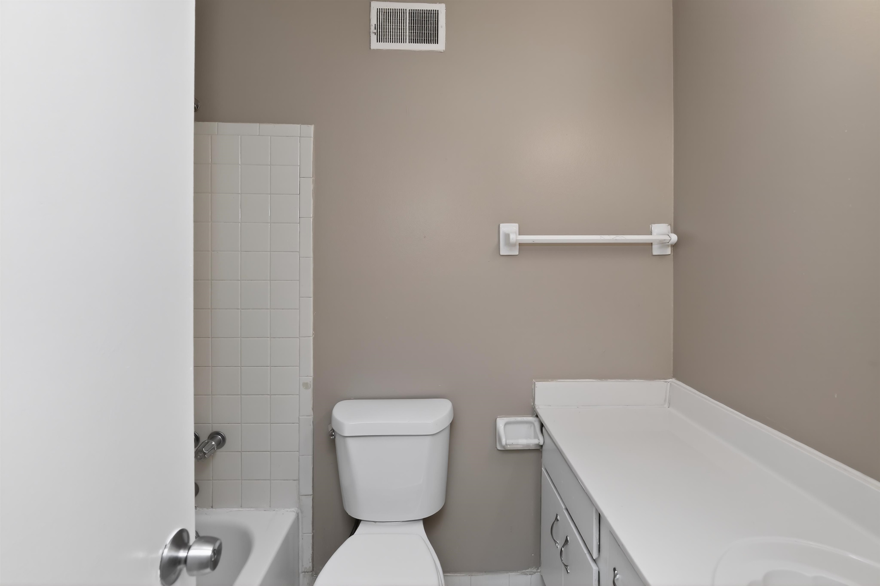 3944 Timberwood Dr Property Photo 28