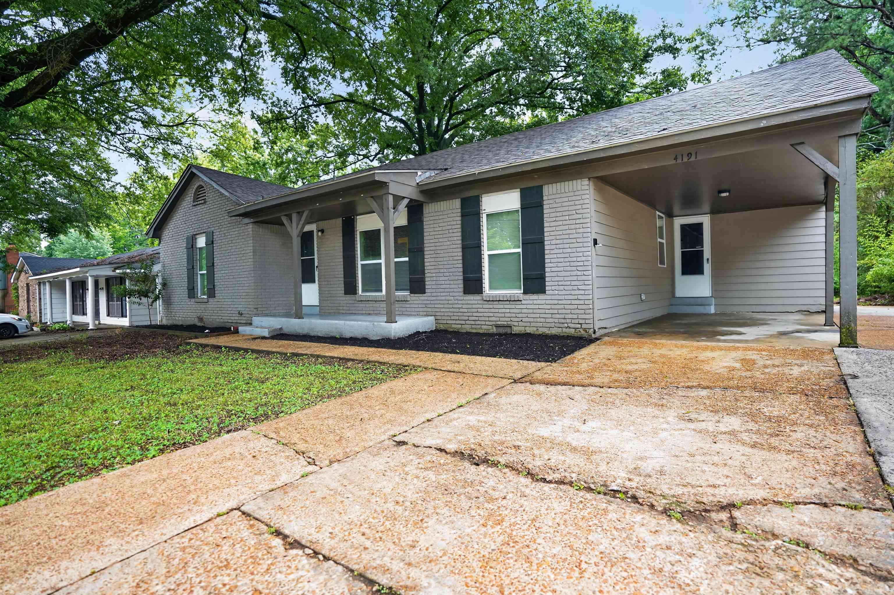 4191 Yale Rd Property Photo 3