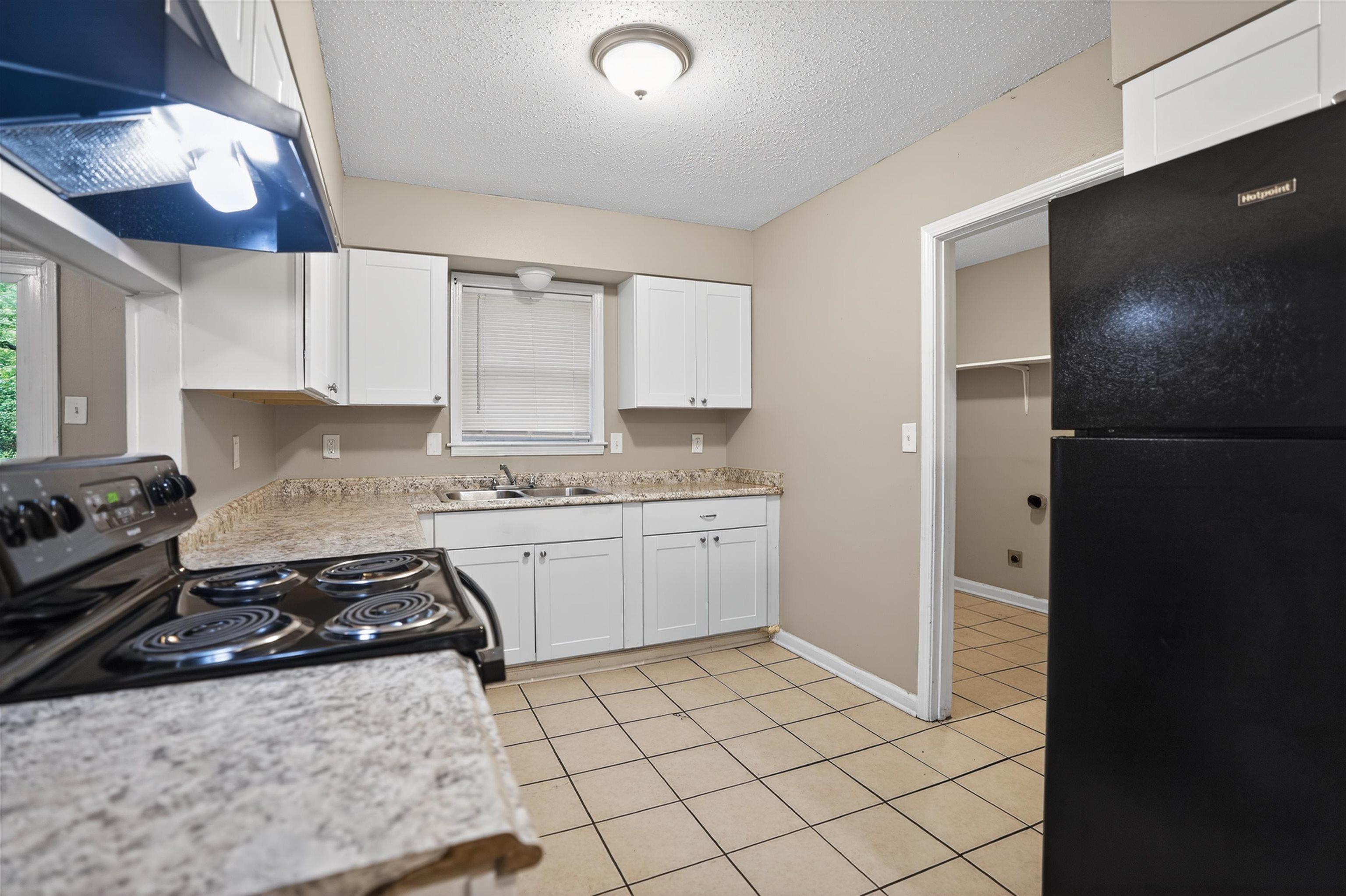 4191 Yale Rd Property Photo 14