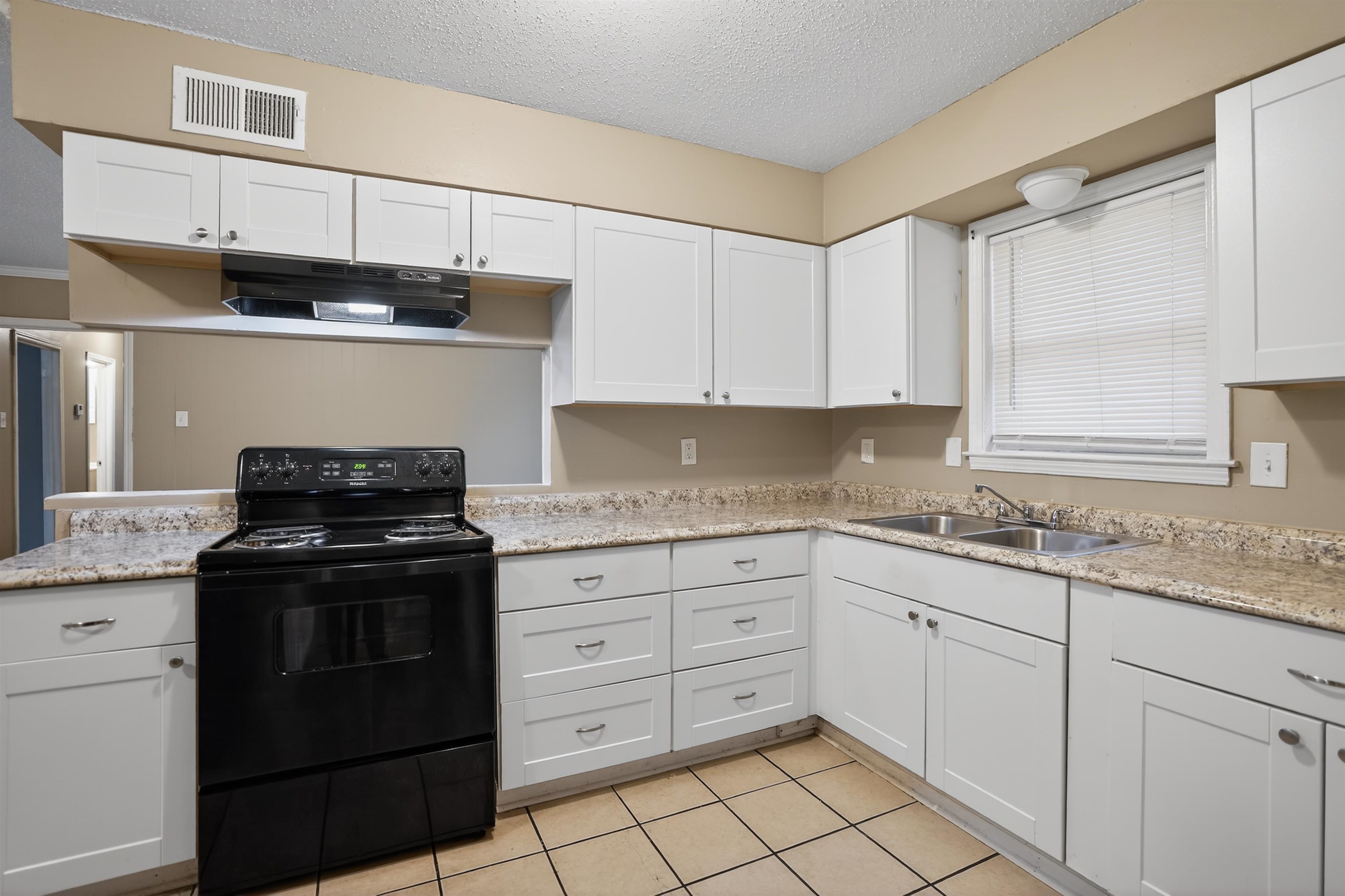 4191 Yale Rd Property Photo 15