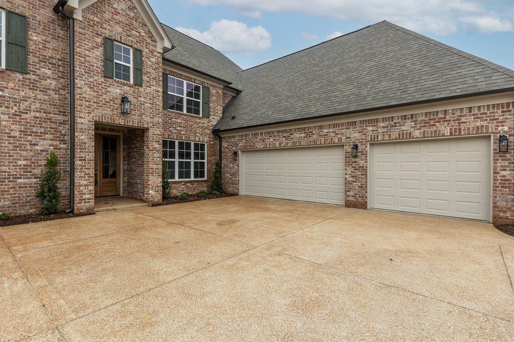 10155 Conner Field Ln Property Photo 2