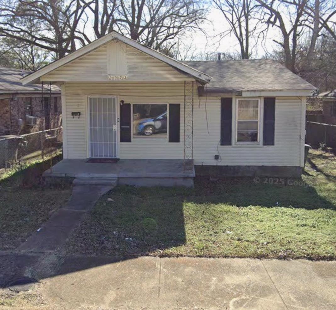 2323 SHASTA AVE Property Photo 1