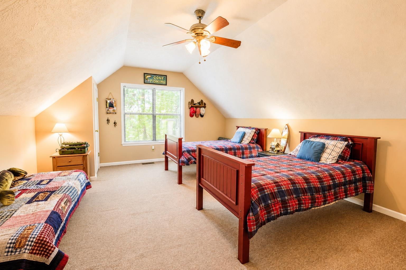 215 L Sealy Cv Property Photo 18