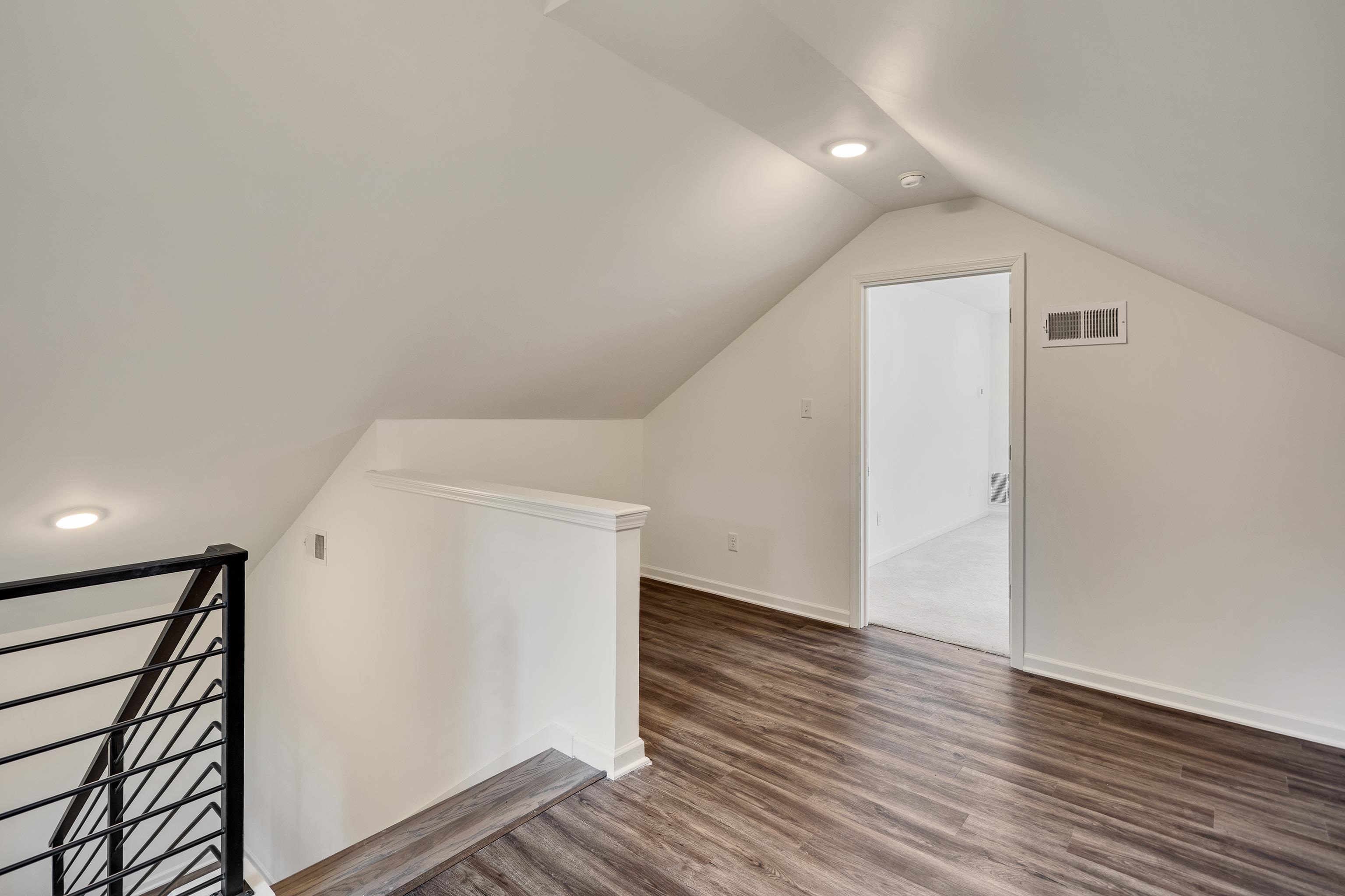1878 Walker Ave Property Photo 24