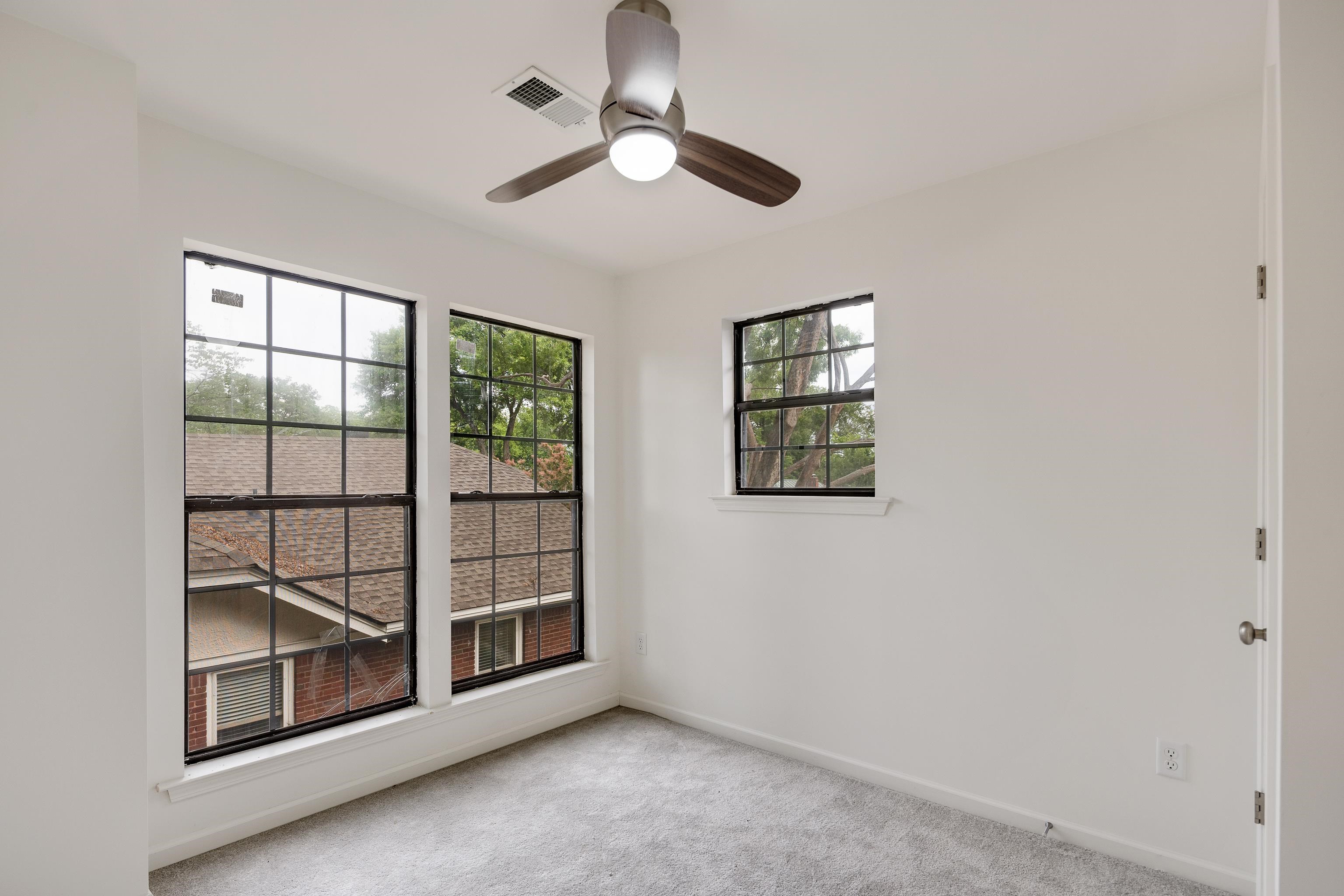 1878 Walker Ave Property Photo 30