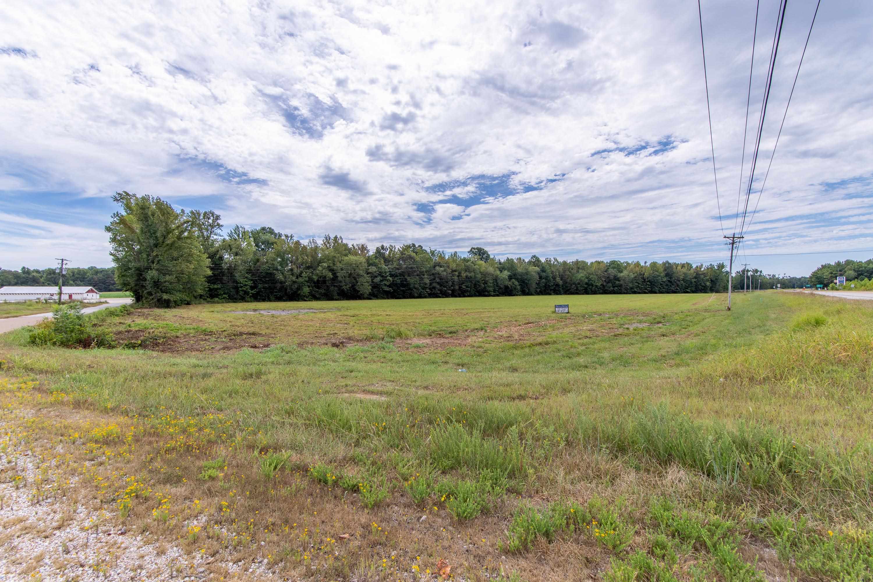 641 Hwy N Property Photo 6