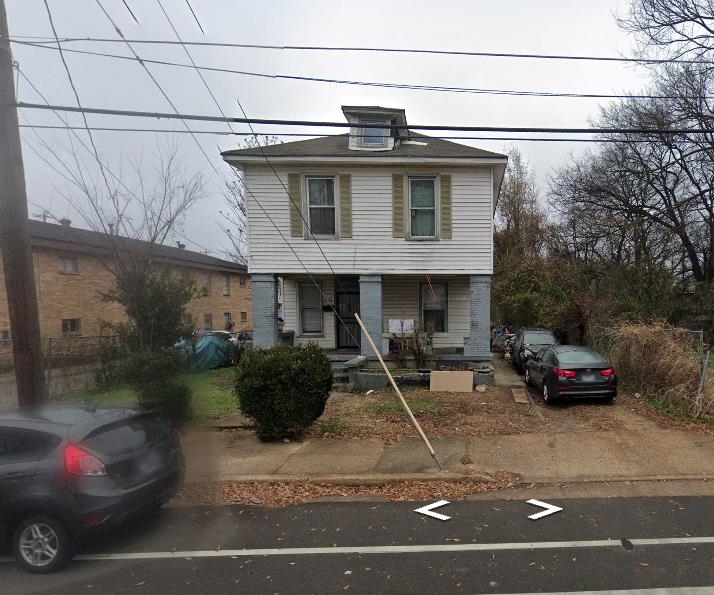 426 N Bellevue Blvd Property Photo 1