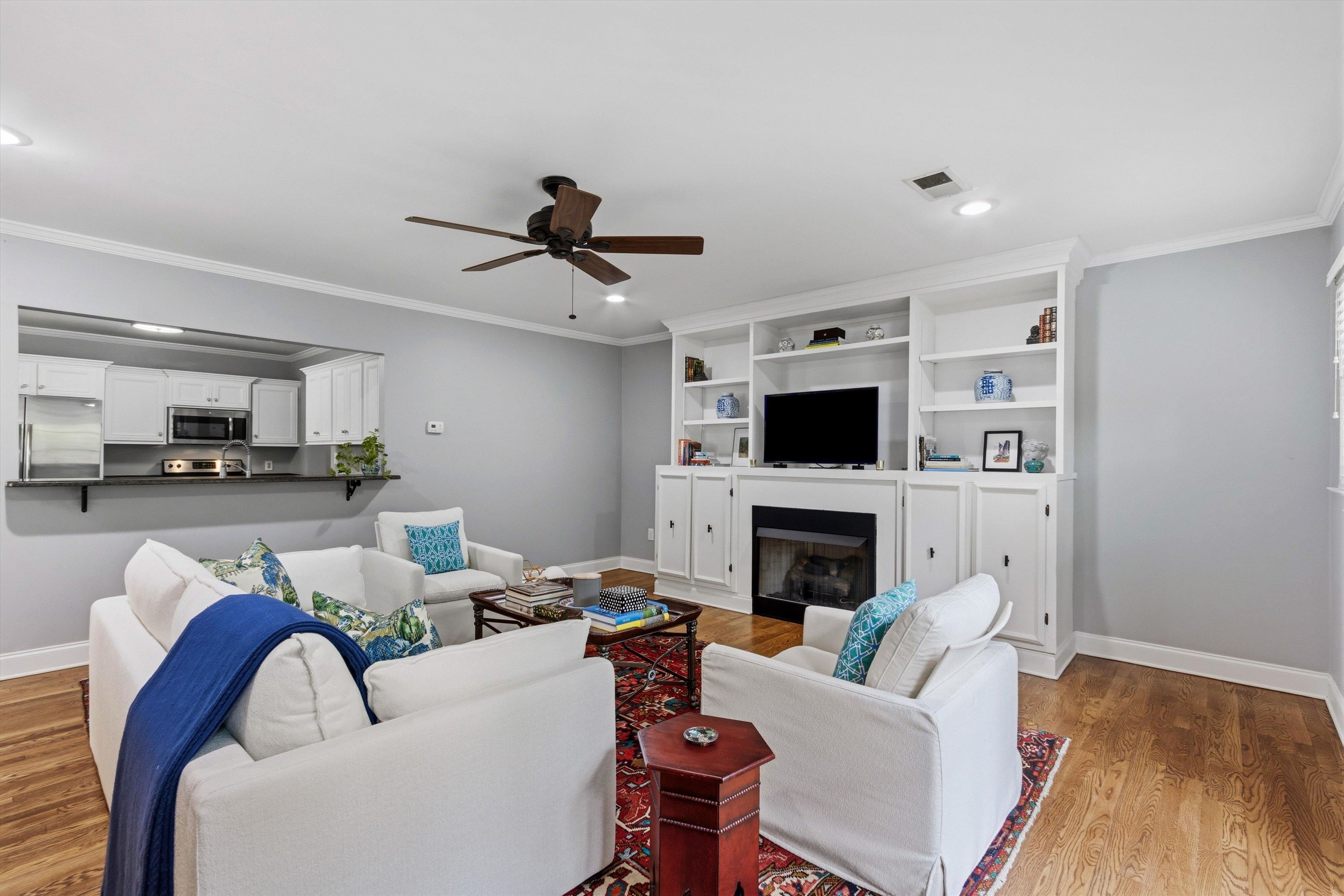 3640 Aurora Cir Property Photo 15