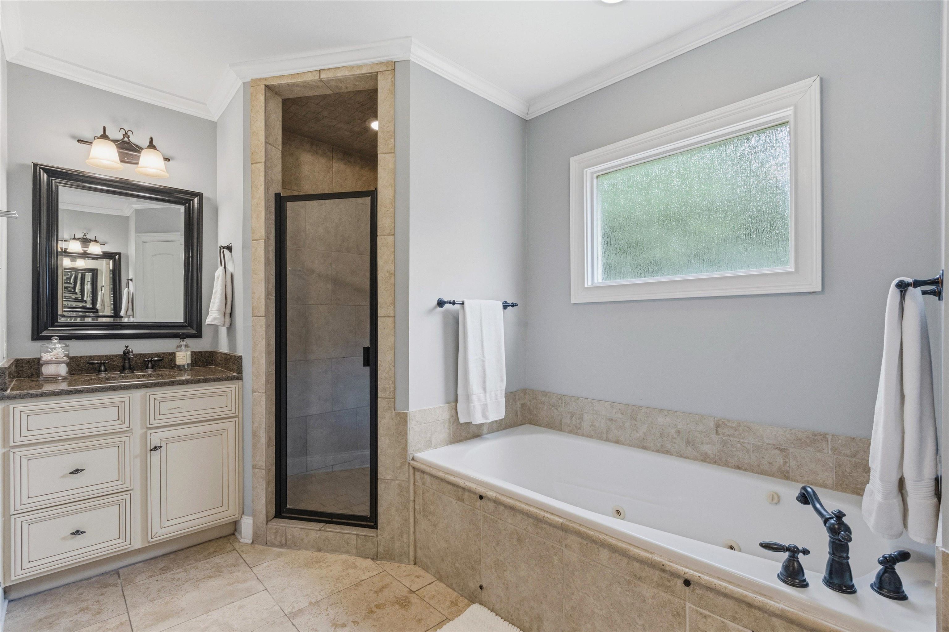 3640 Aurora Cir Property Photo 19
