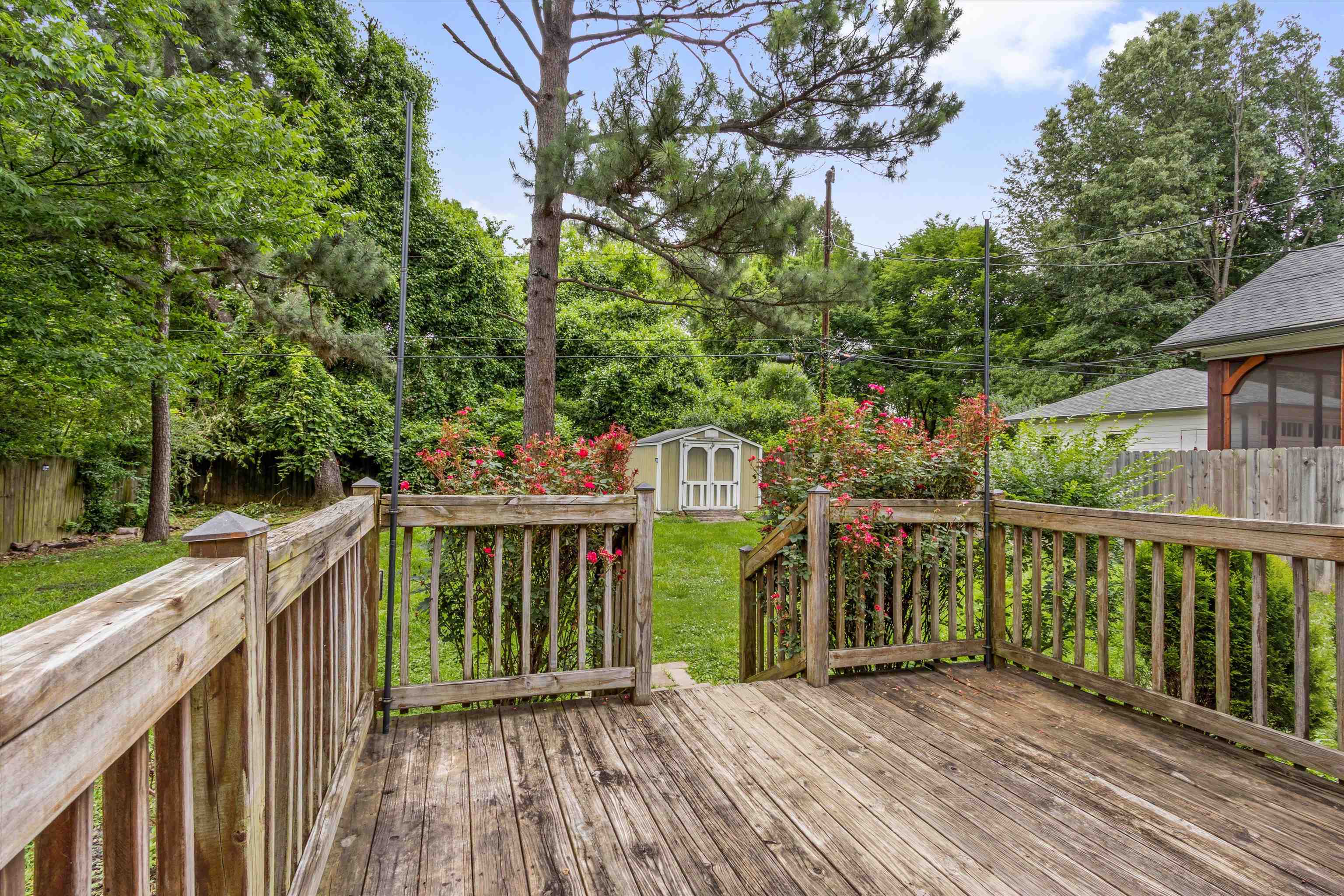 3640 Aurora Cir Property Photo 25