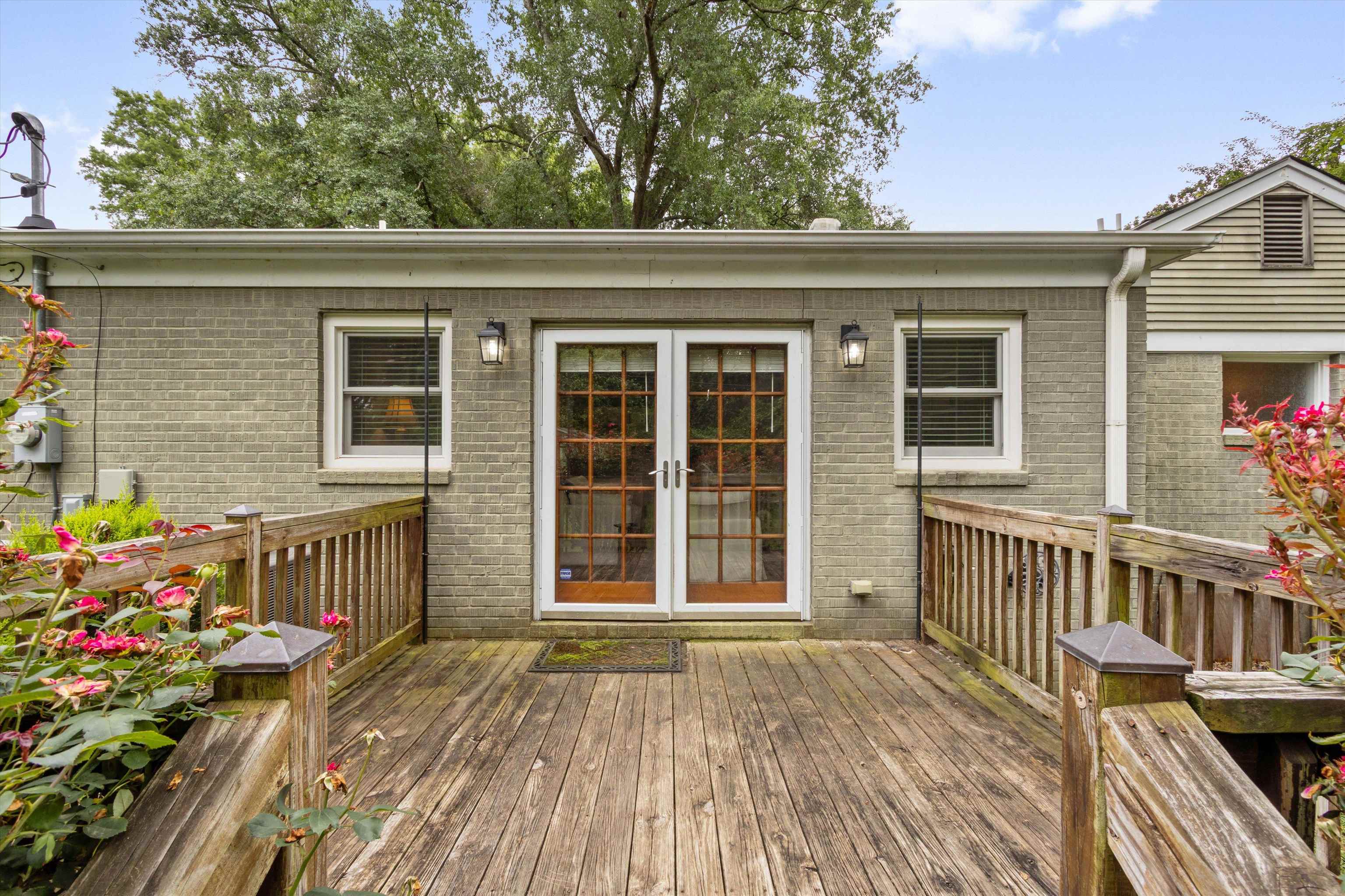 3640 Aurora Cir Property Photo 26