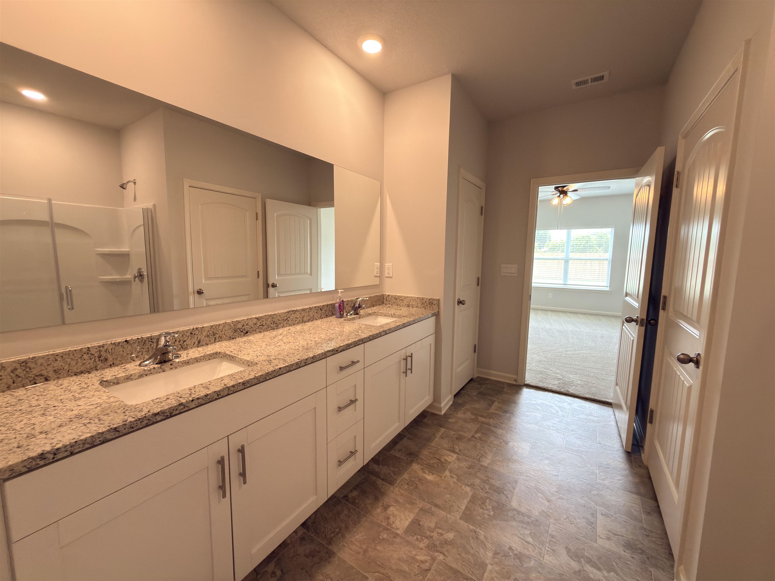 525 Azalea Dr Property Photo 16