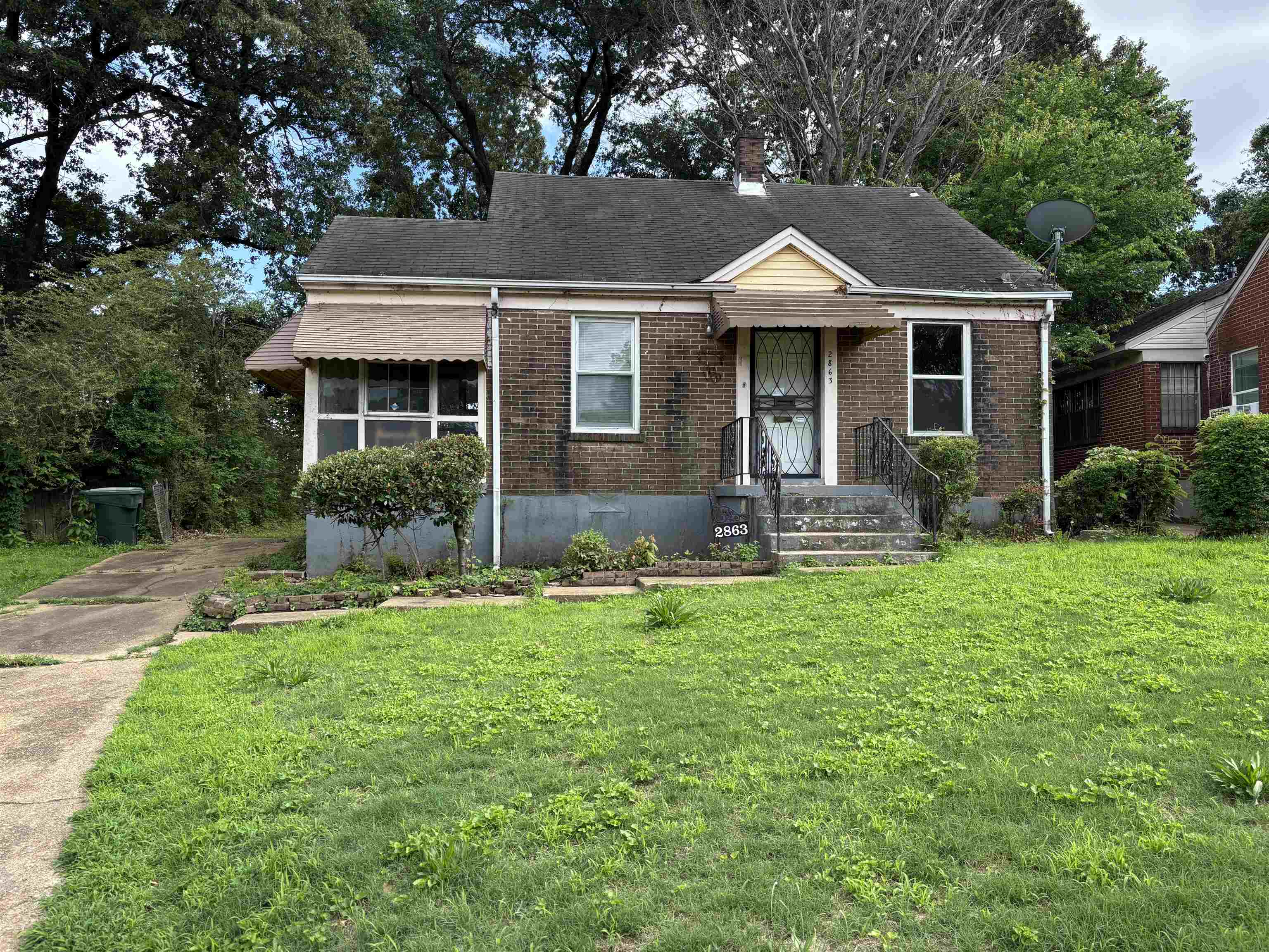 2863 Crest Ave Property Photo 1