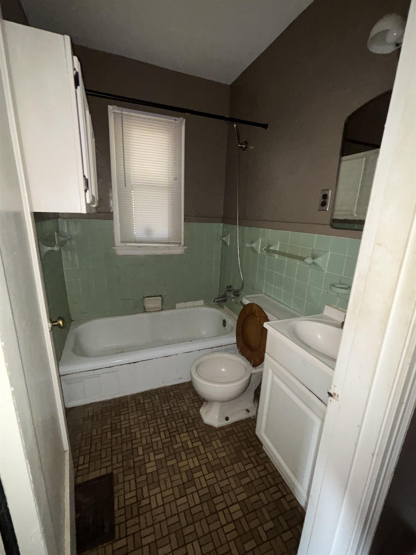 2863 Crest Ave Property Photo 5