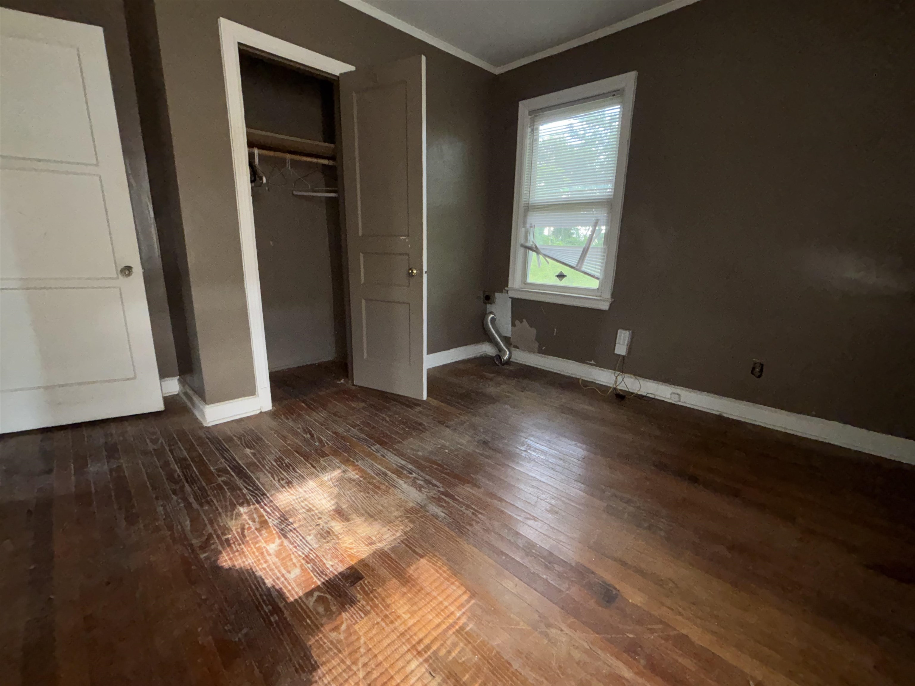 2863 Crest Ave Property Photo 6