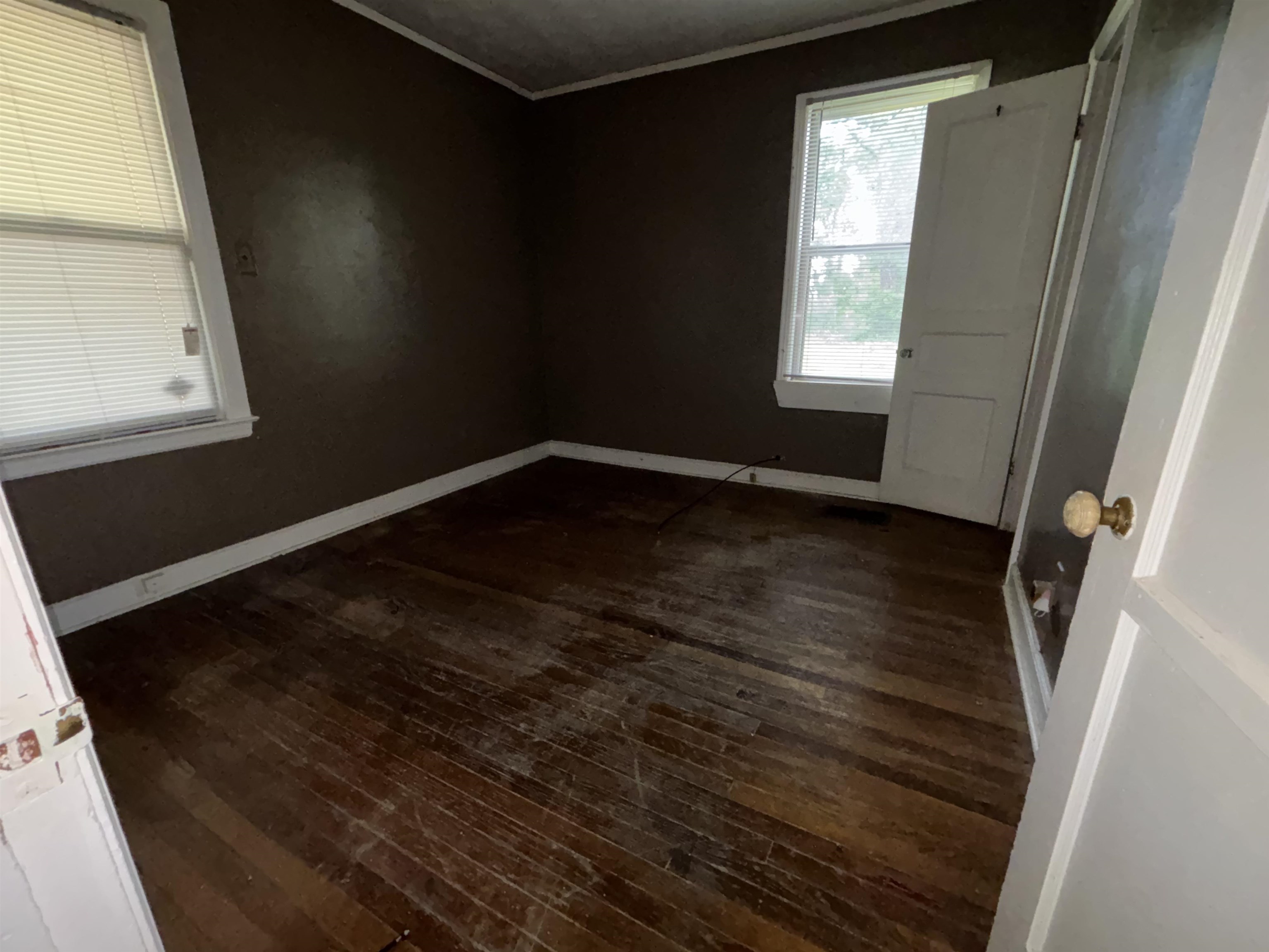 2863 Crest Ave Property Photo 7