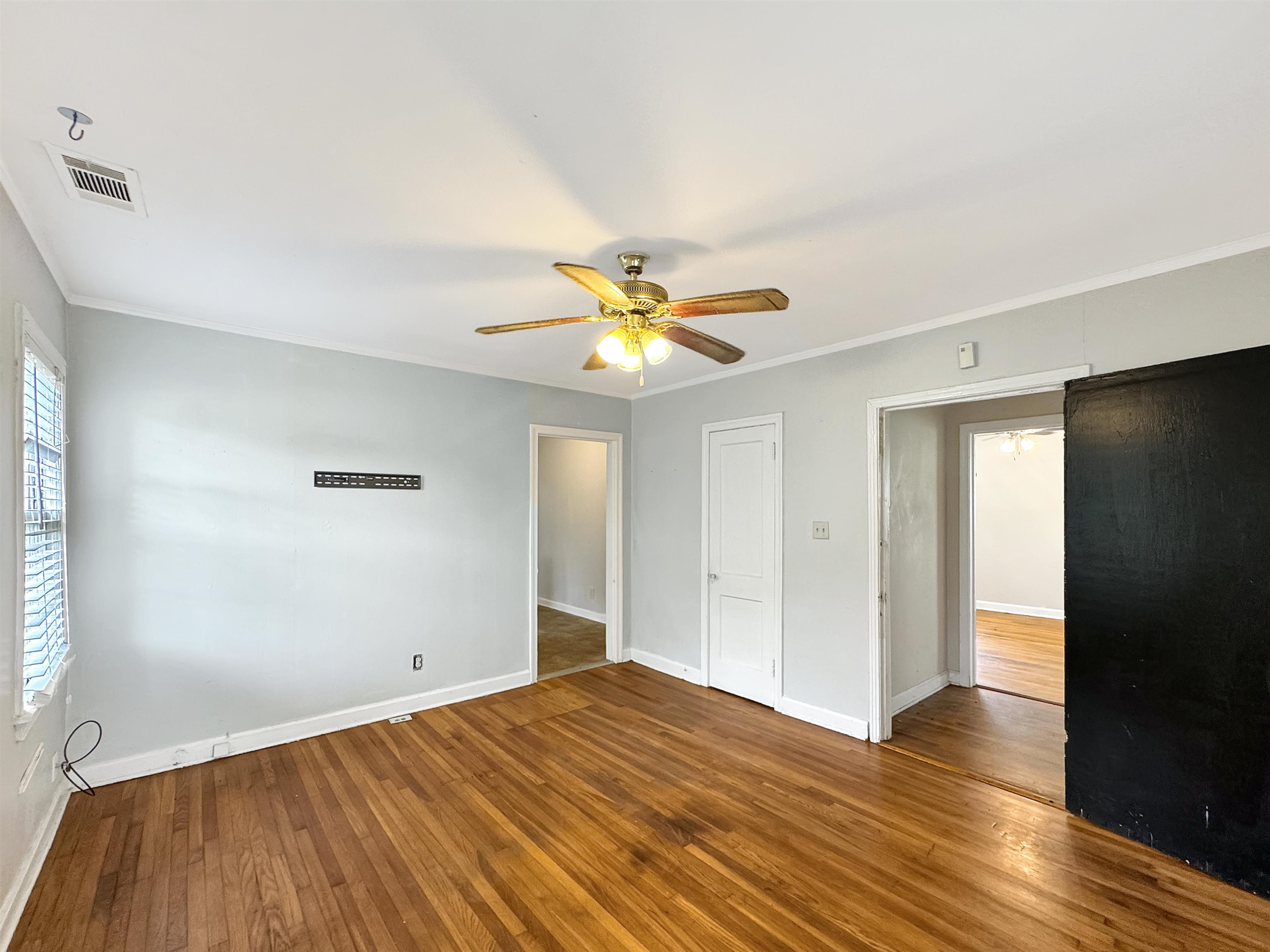 378 N Willett St Property Photo 18