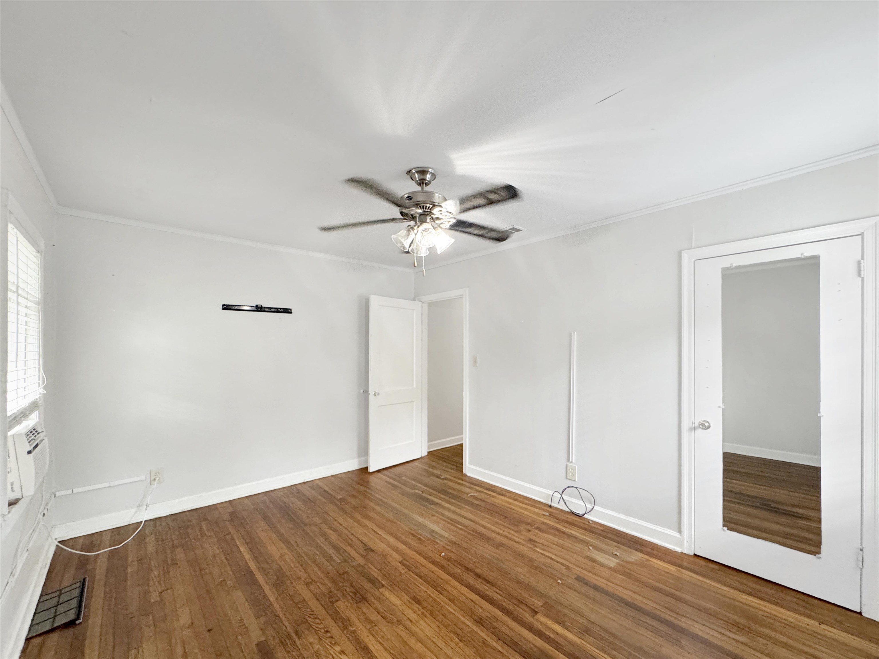 378 N Willett St Property Photo 33