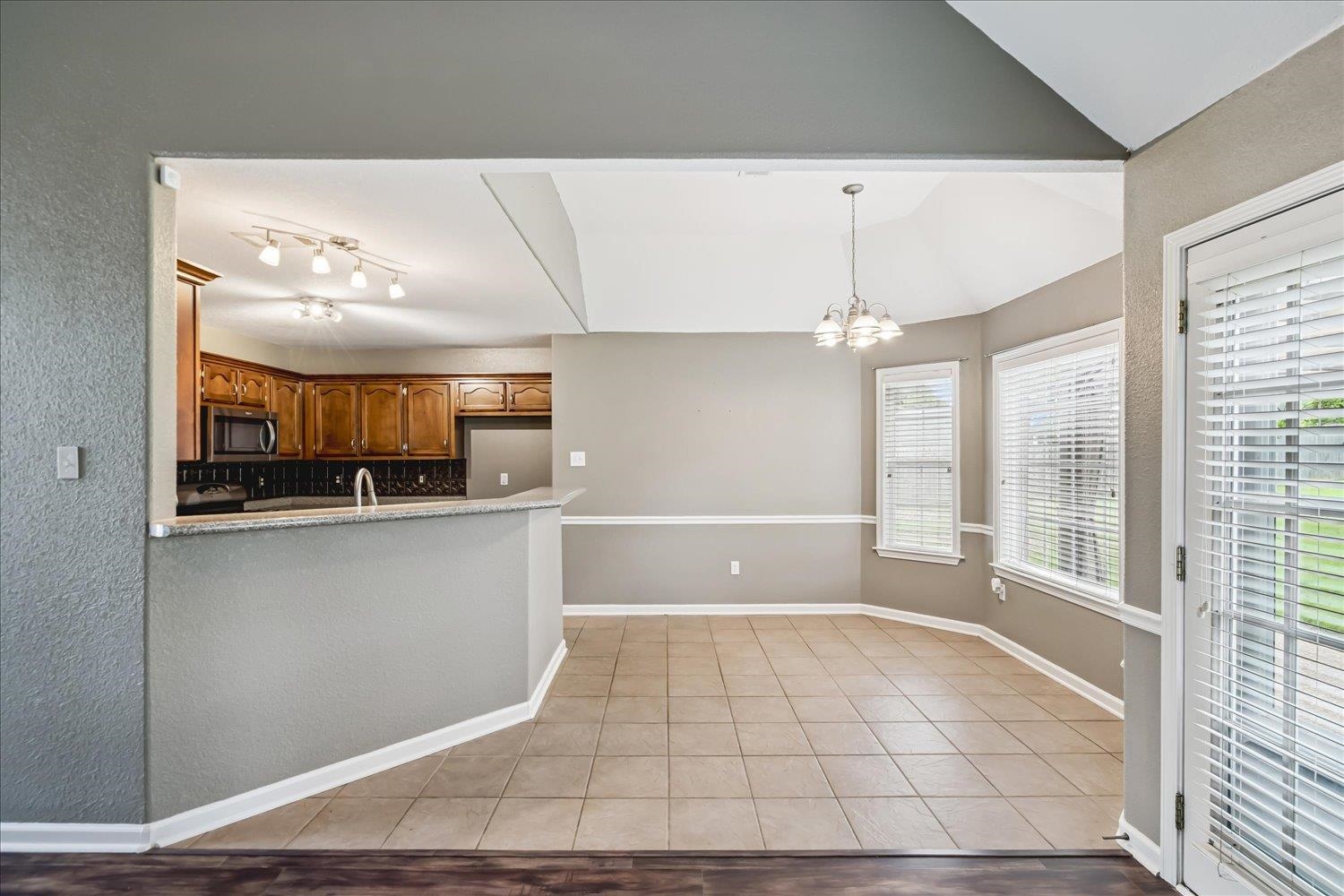30 Blackhill Cv Property Photo 17