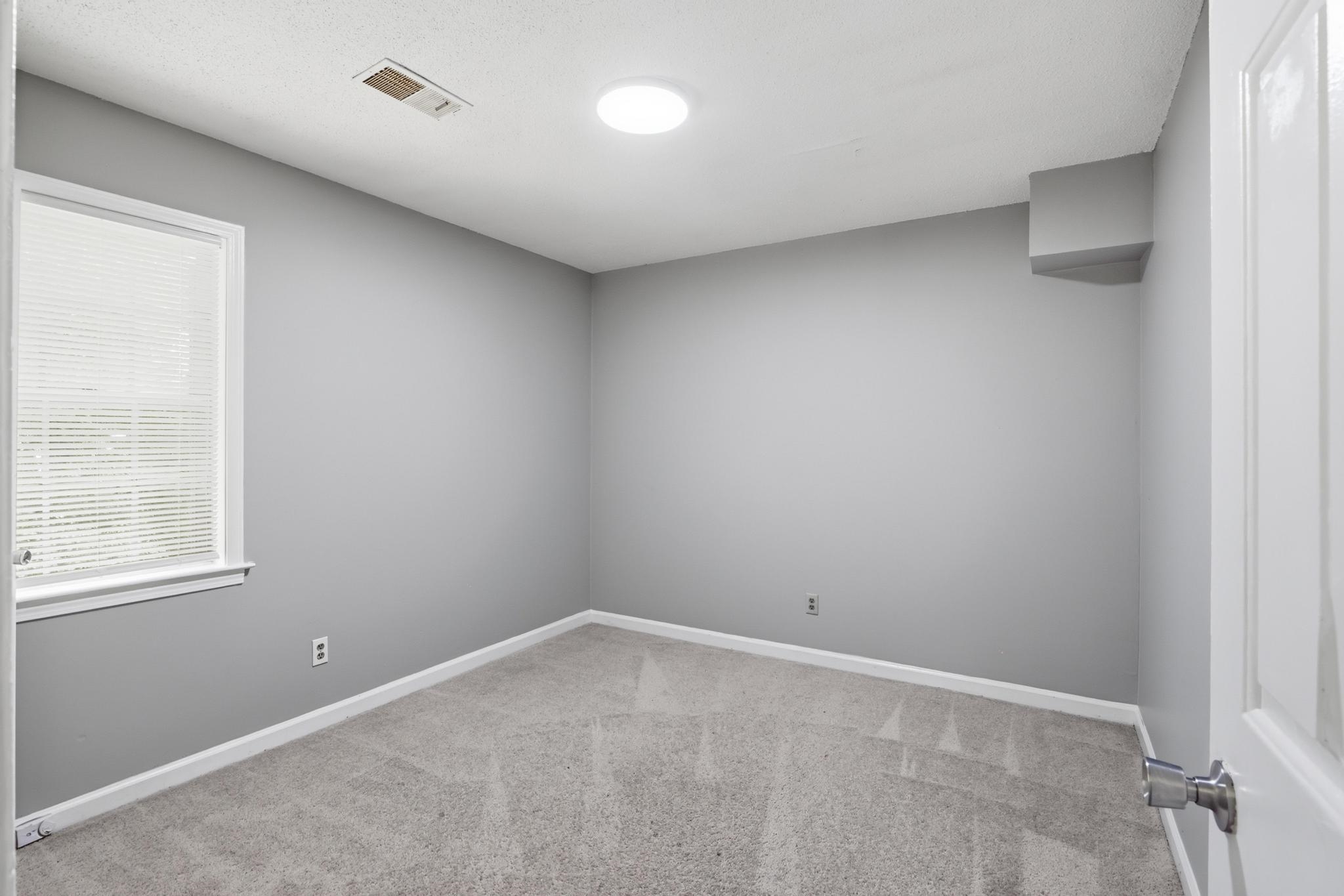 8074 S Regis Pl Property Photo 24