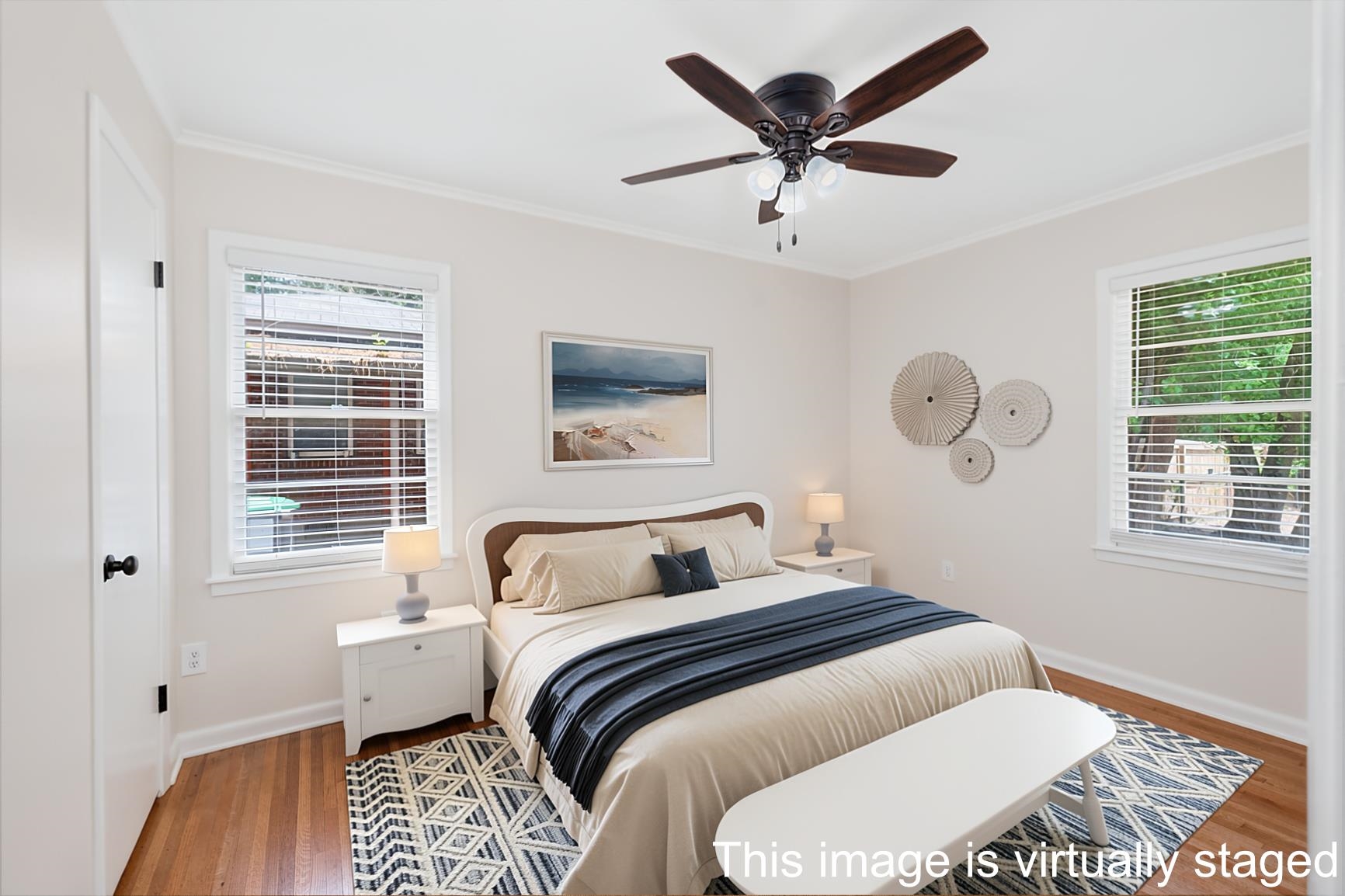 556 Herzl St Property Photo 11