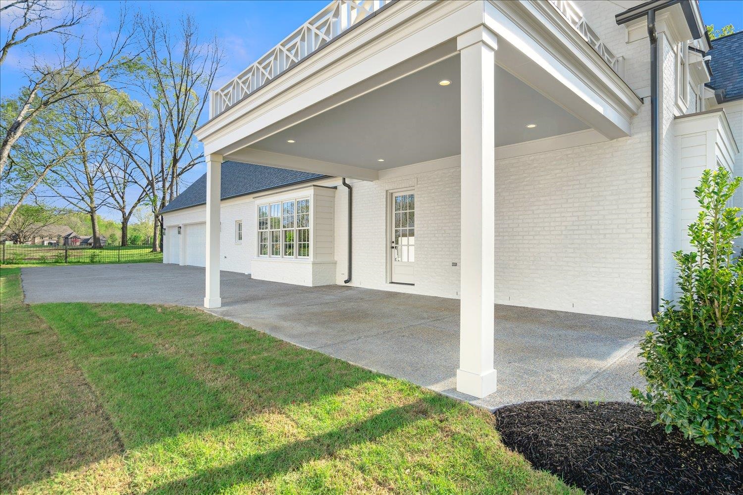 9140 Cheatham Ln Property Photo 33