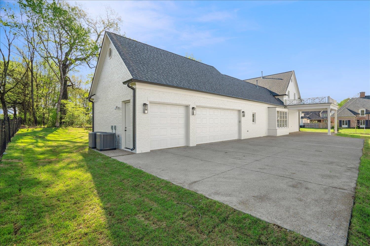 9140 Cheatham Ln Property Photo 34