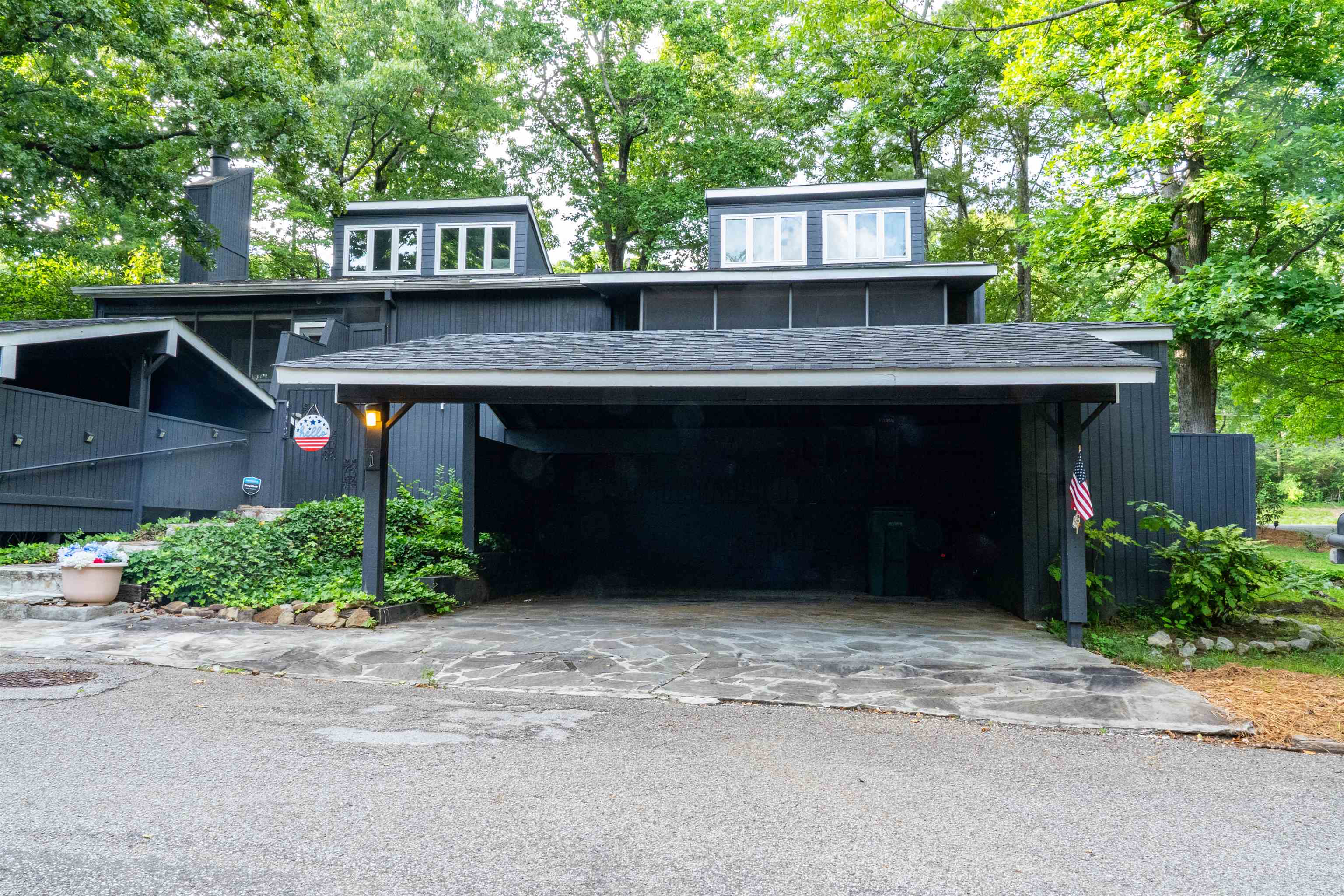 1104 N Parkway, 1, St Property Photo 7