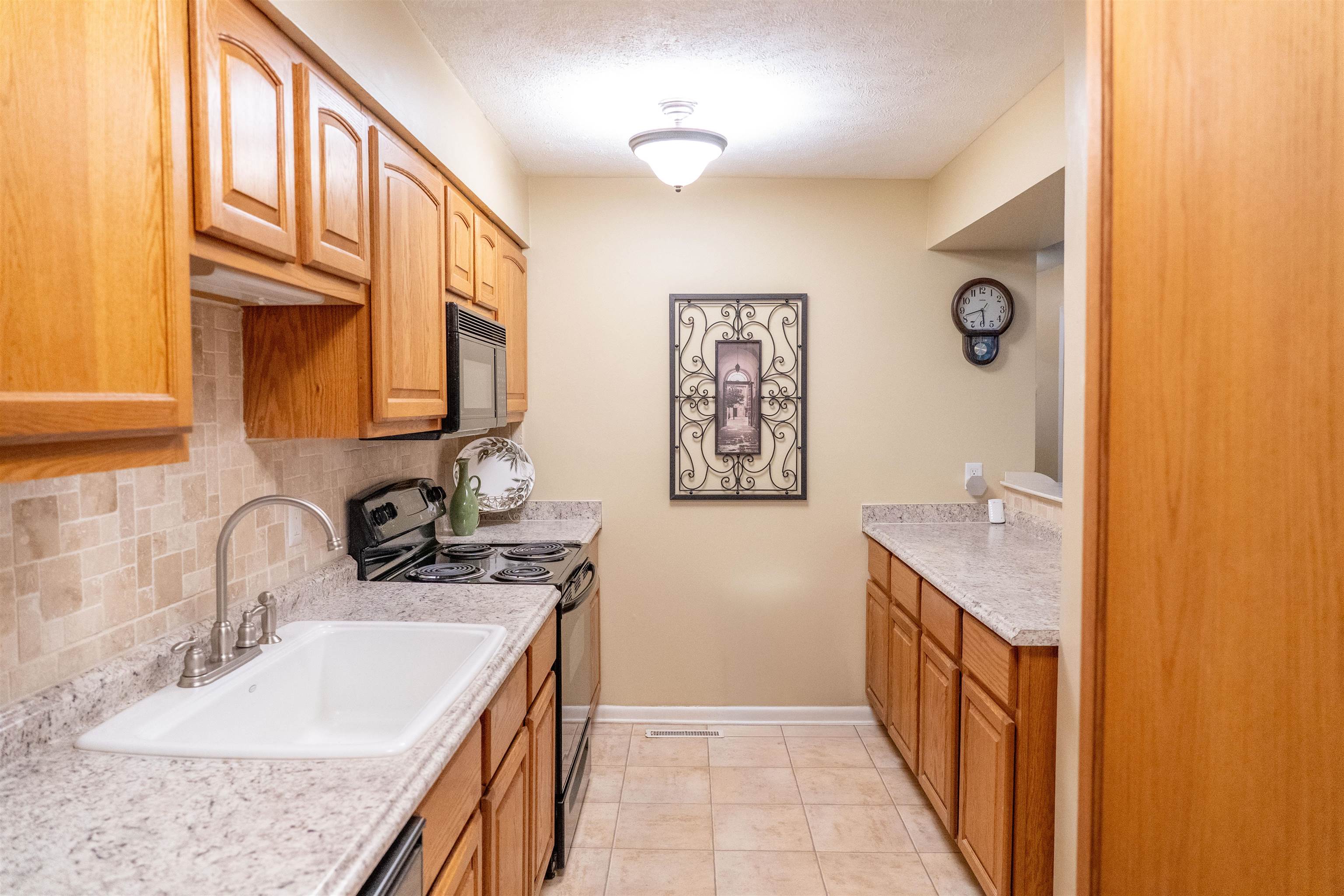 1104 N Parkway, 1, St Property Photo 14