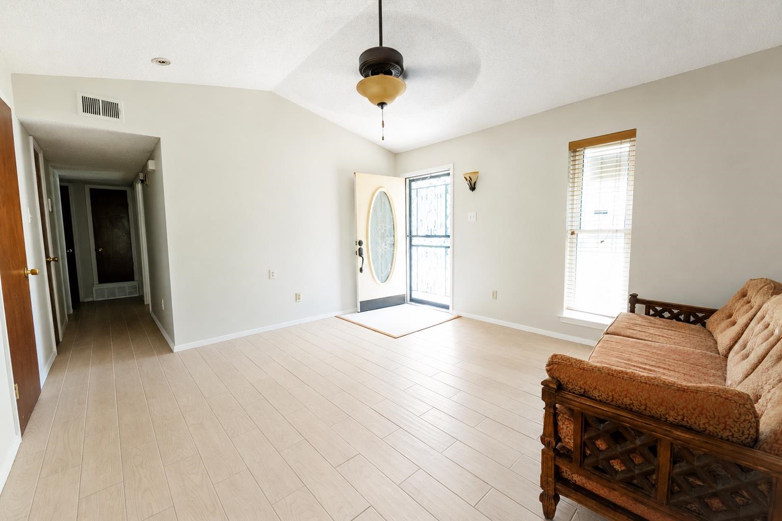 668 Sagamore Cv Property Photo 3