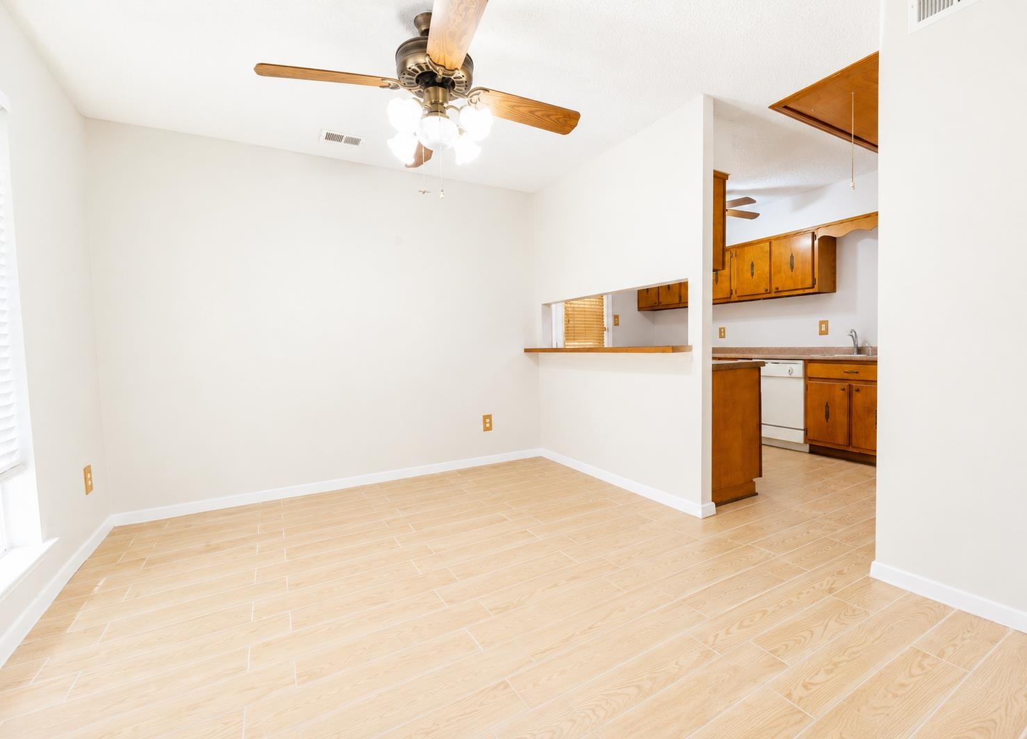 668 Sagamore Cv Property Photo 6