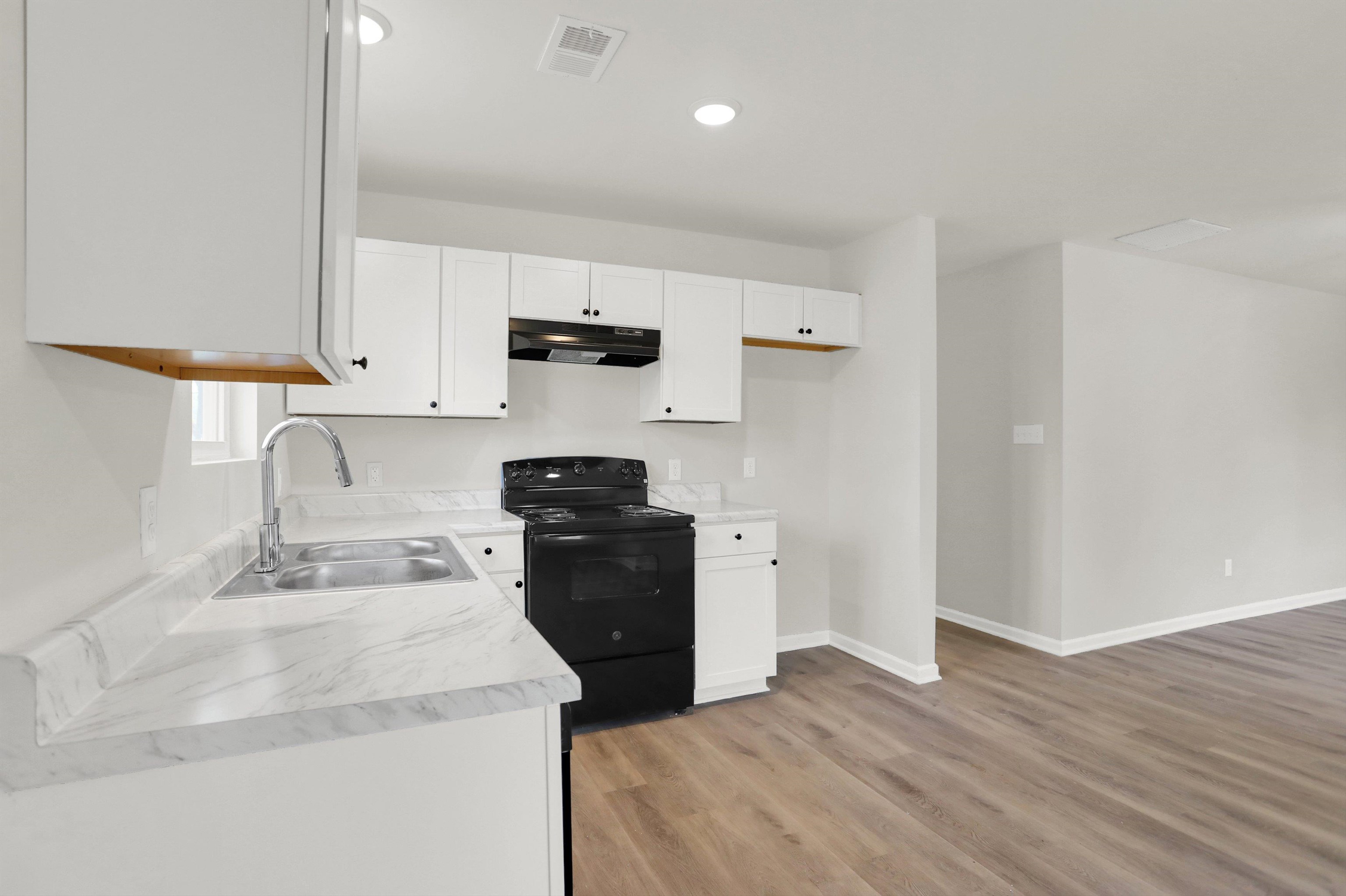 3703 Parfet Cv Property Photo 12