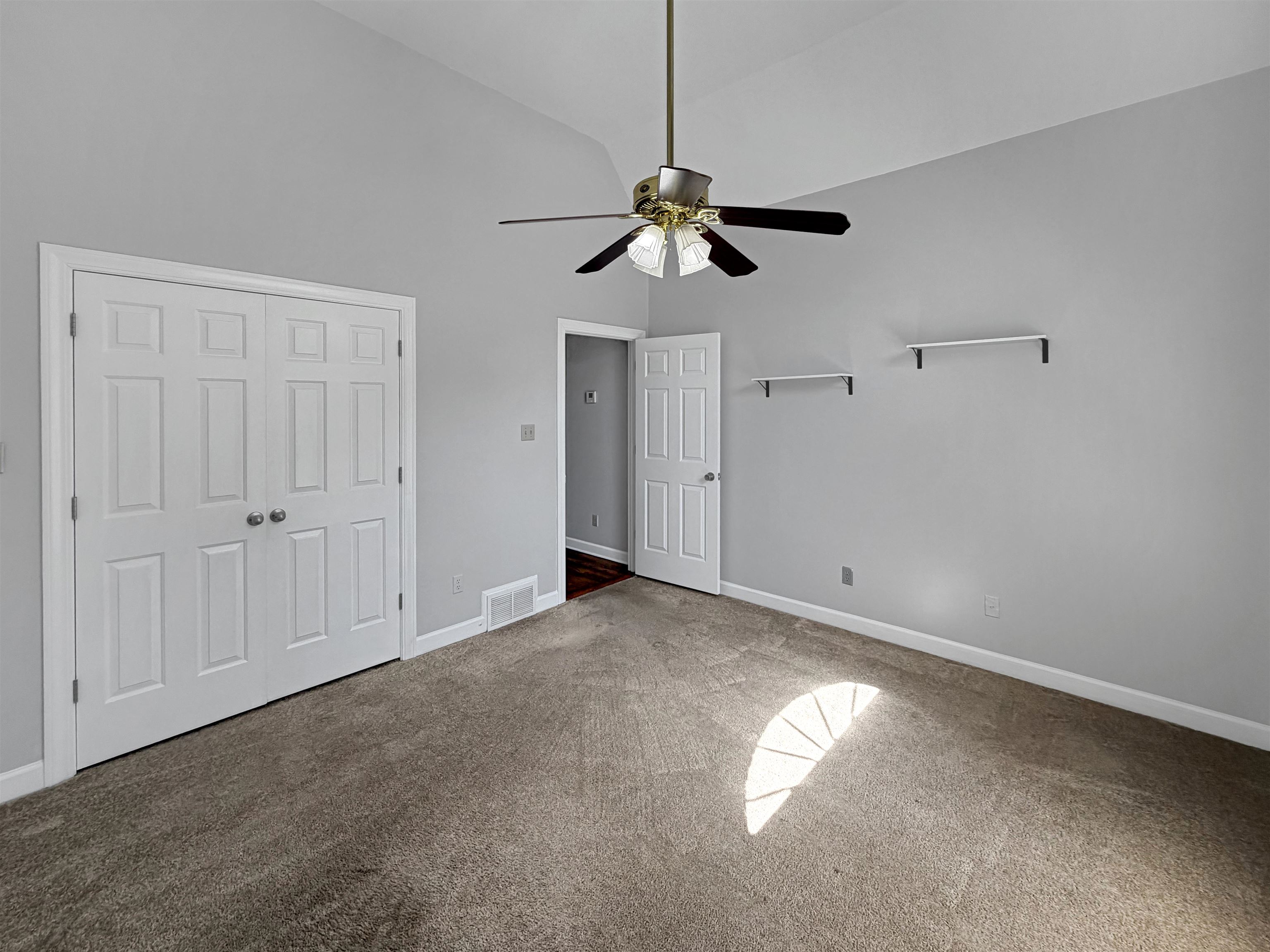 215 Leaf Trail Ct Property Photo 30